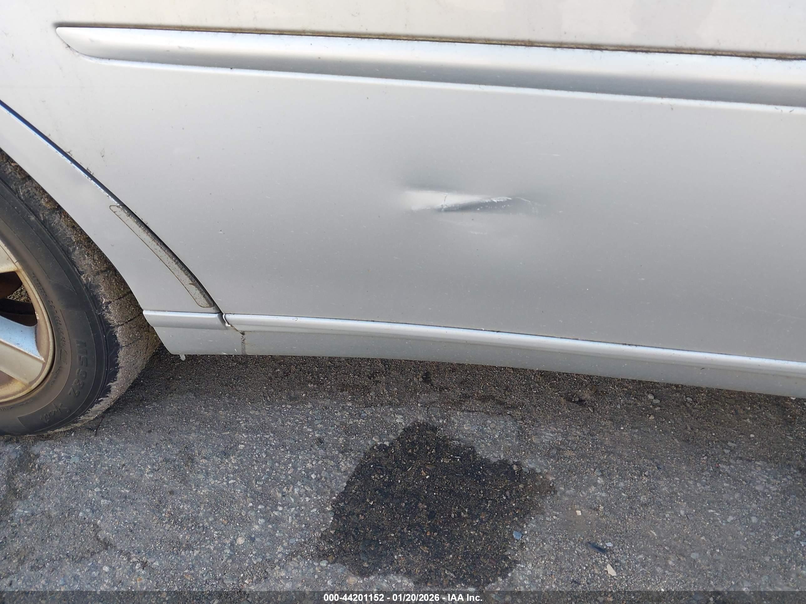 LEXUS ES image 6