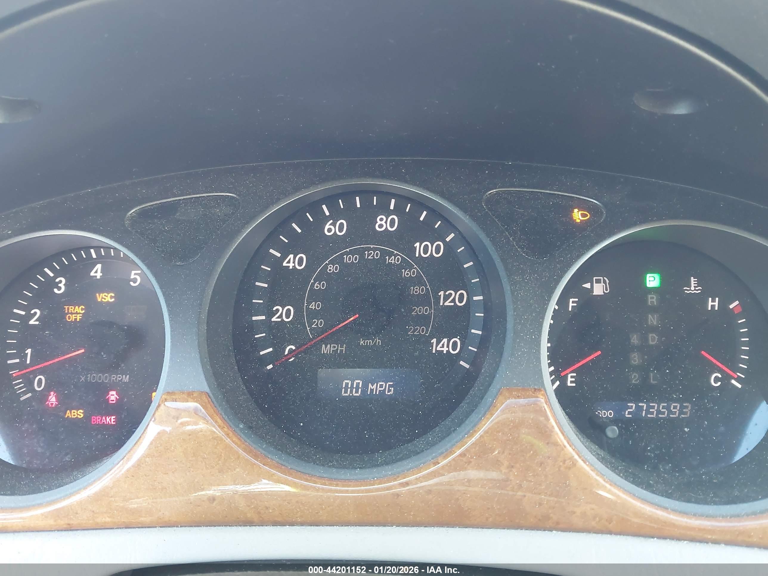 LEXUS ES image 7