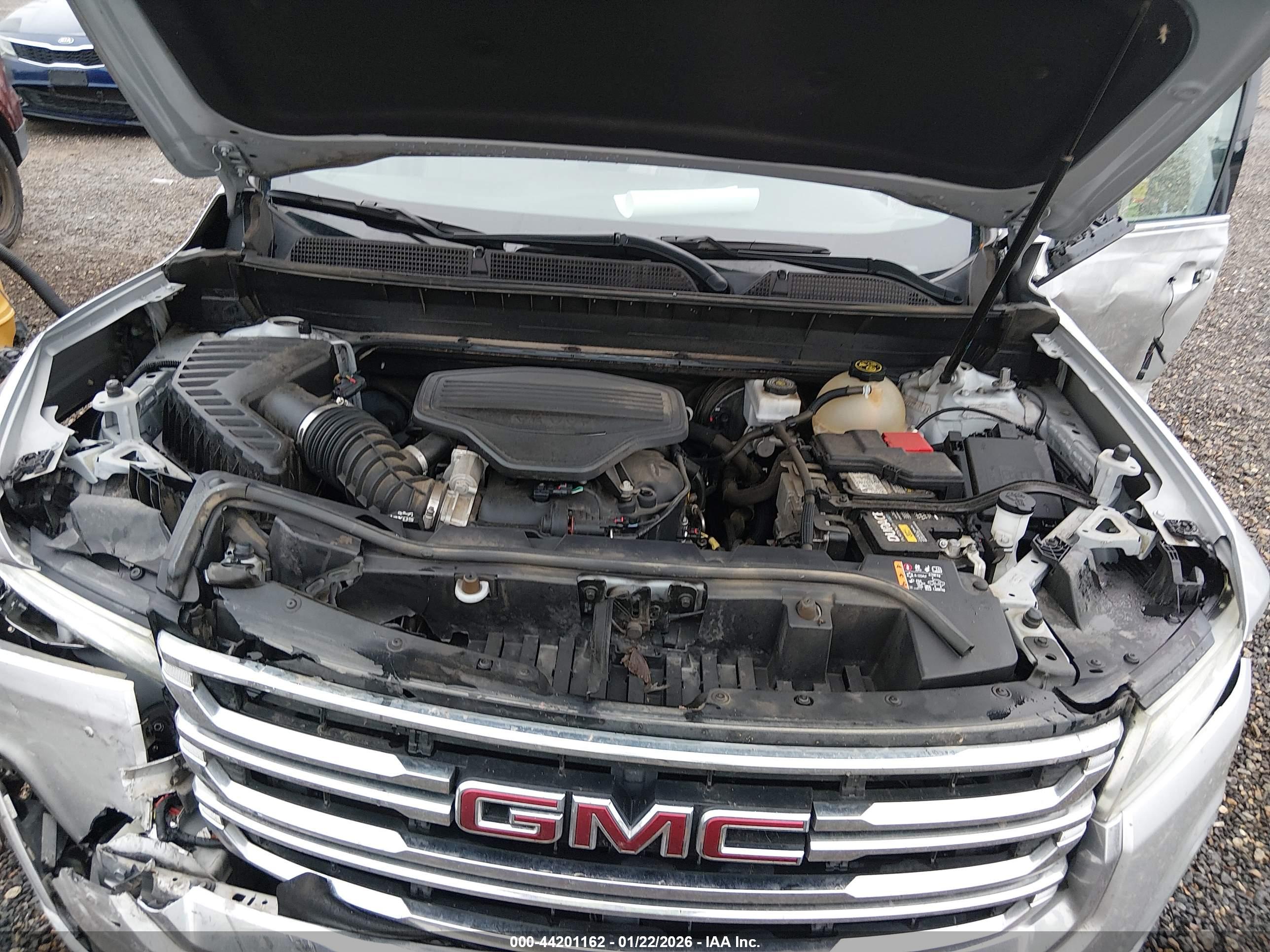 GMC ACADIA image 10