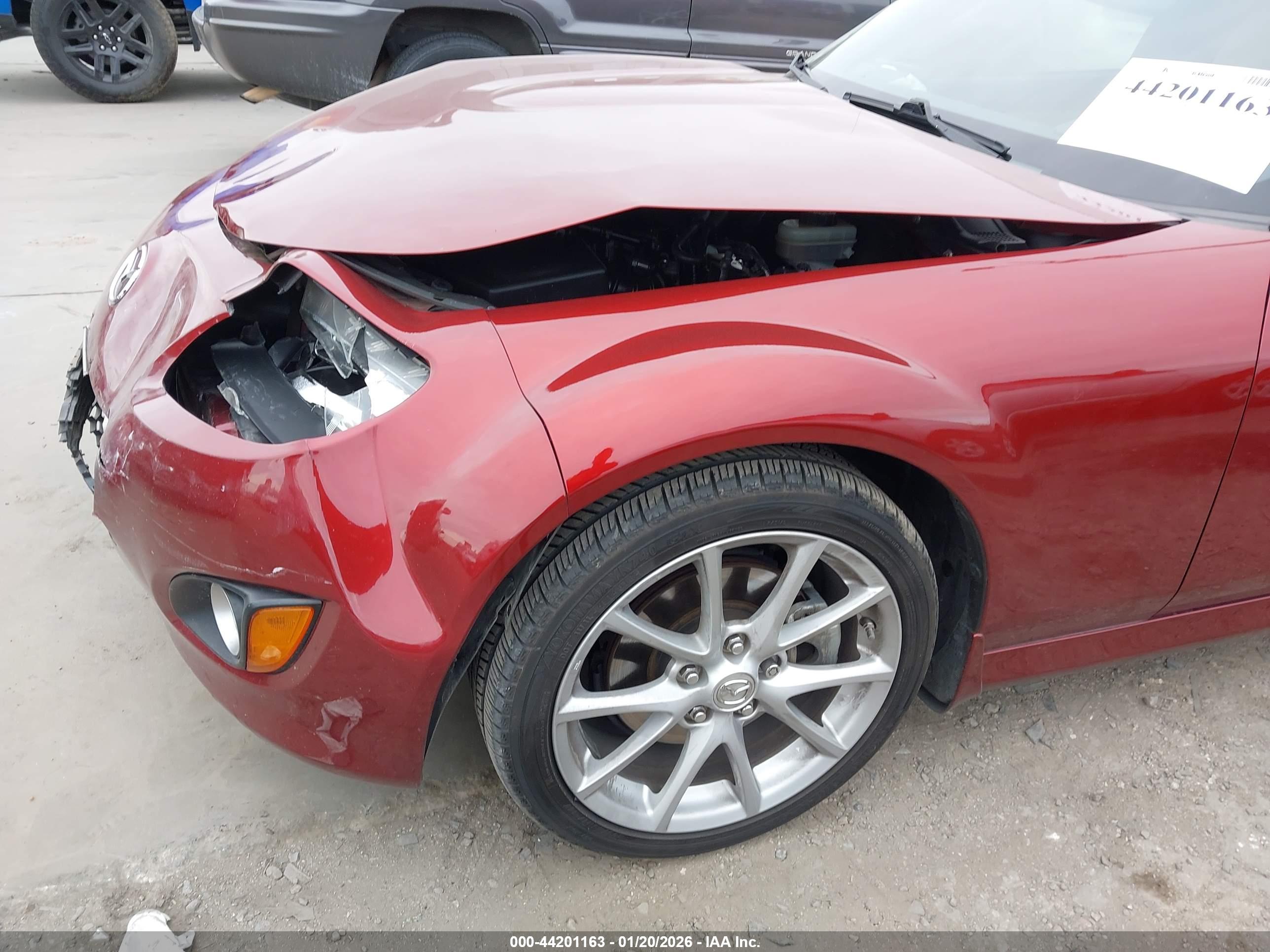 MAZDA MX-5 image 6