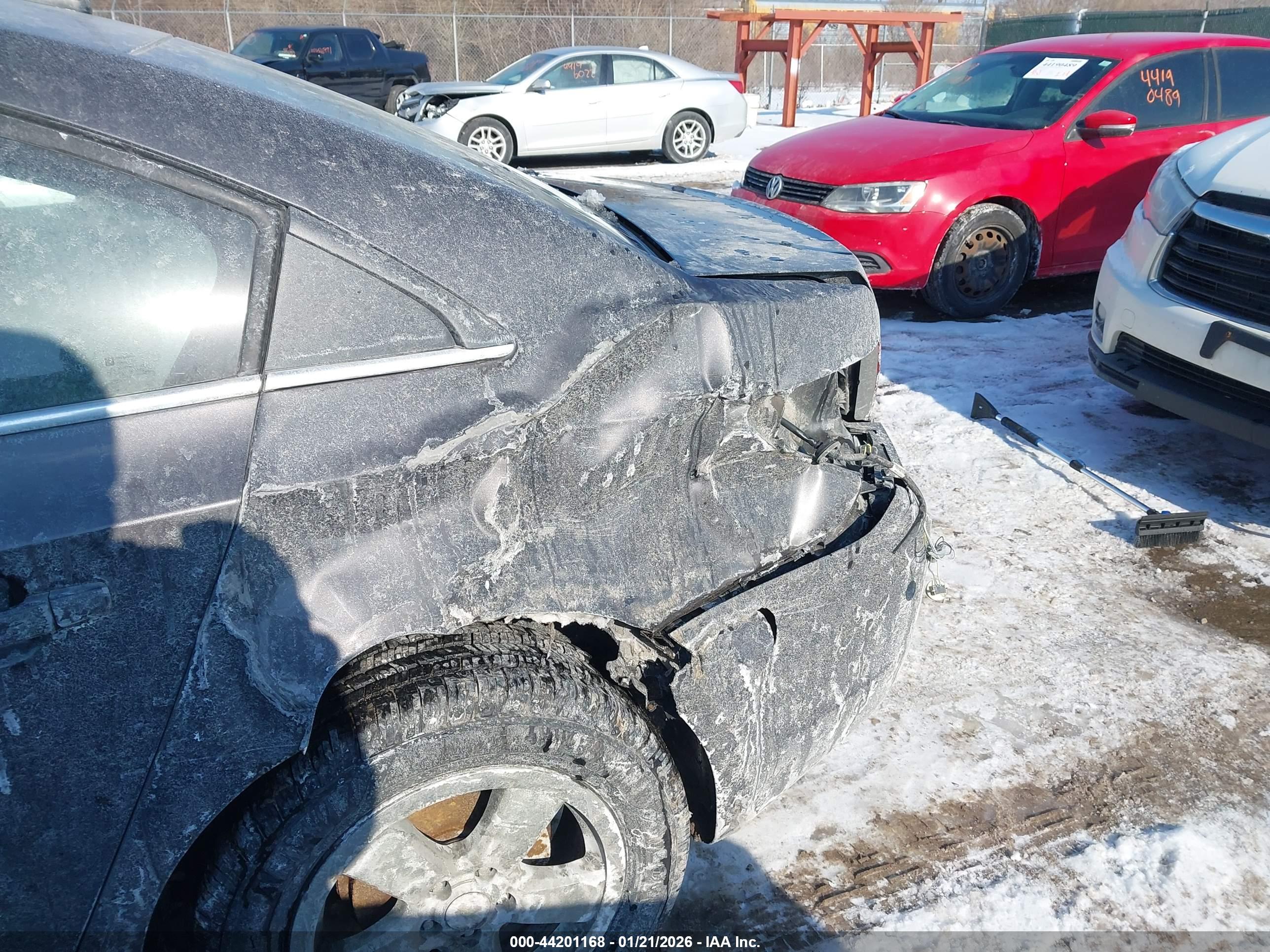 CHEVROLET CRUZE image 6