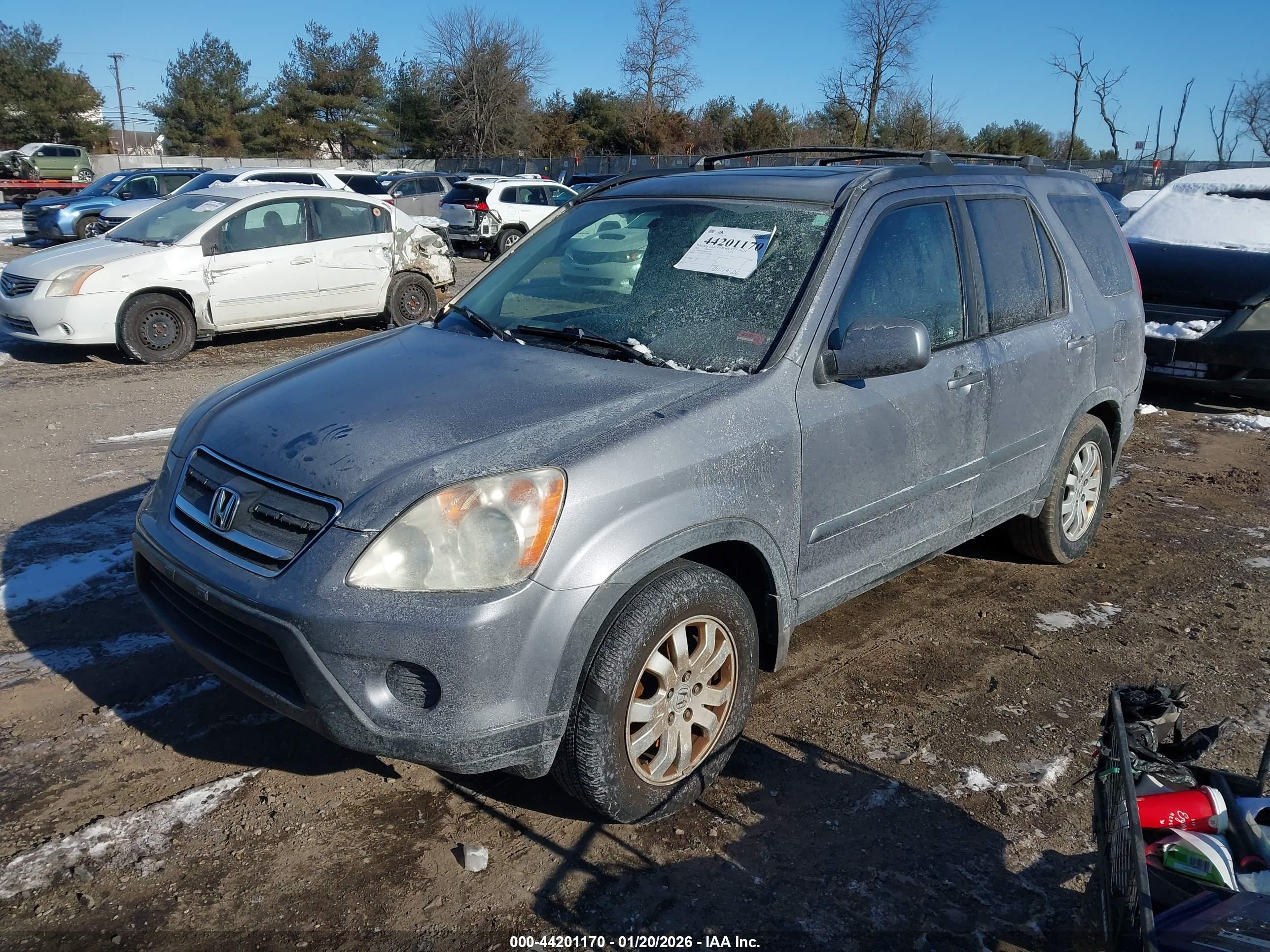 HONDA CR-V image 2