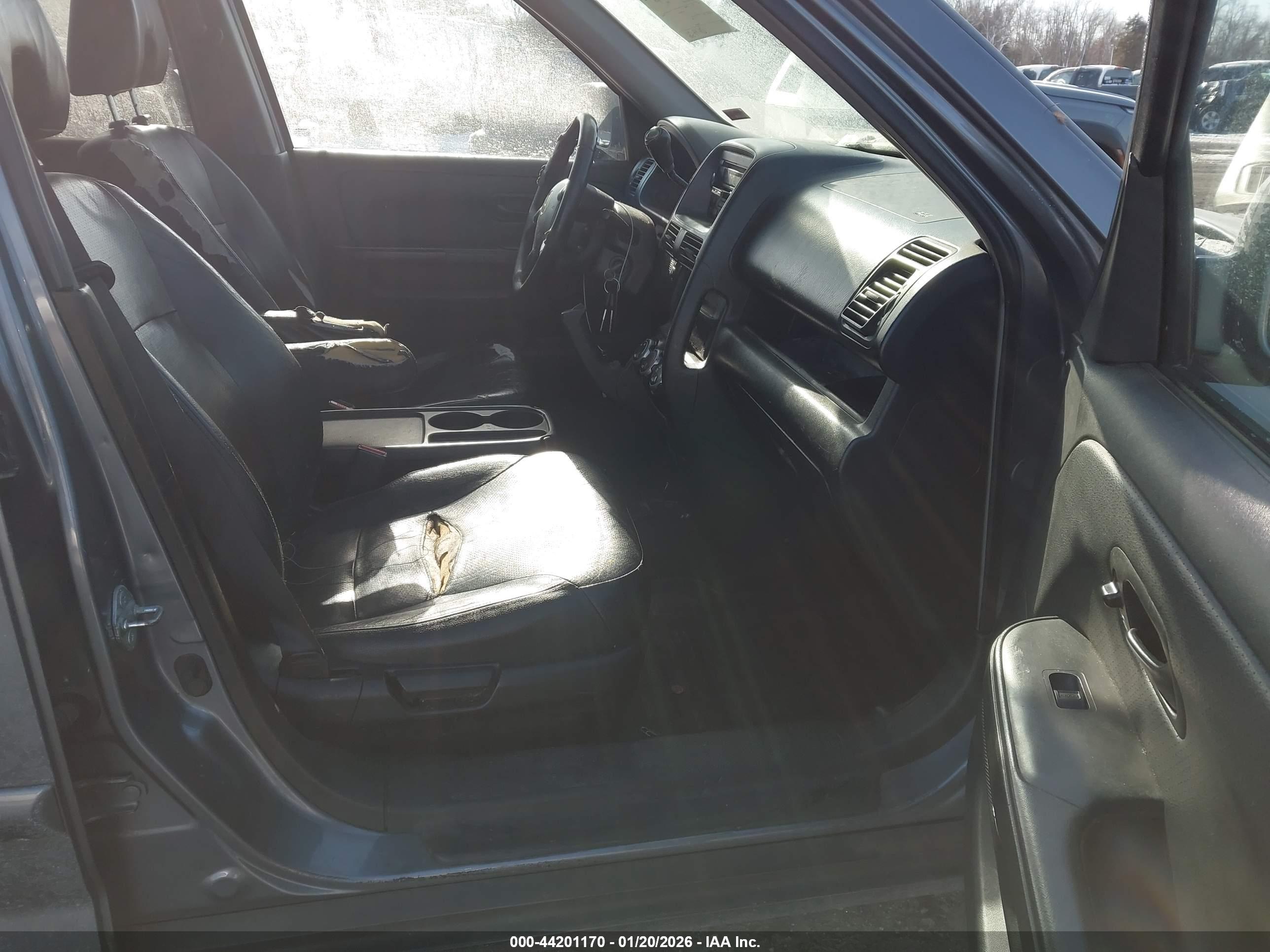 HONDA CR-V image 5