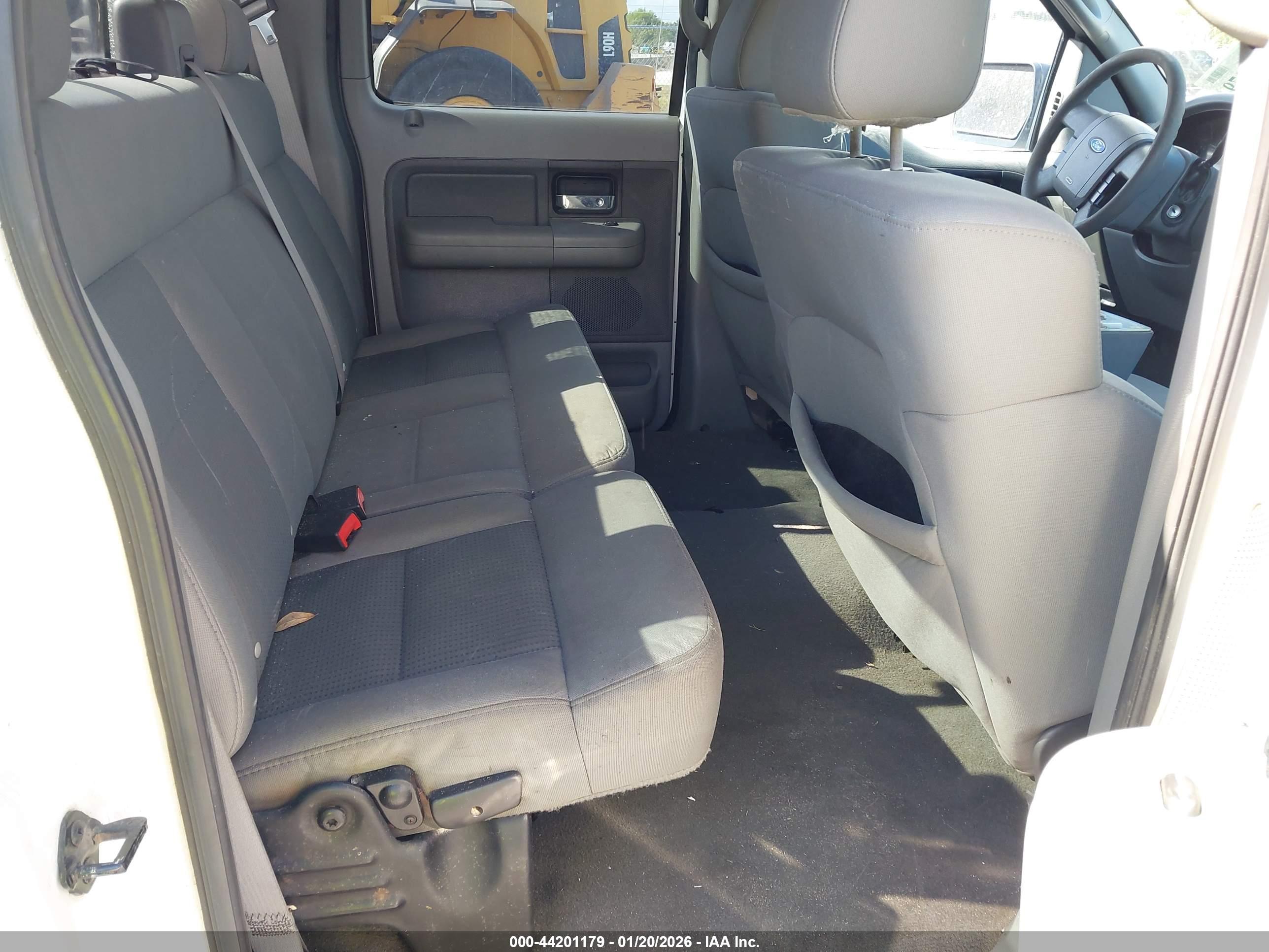 FORD F-150 image 8