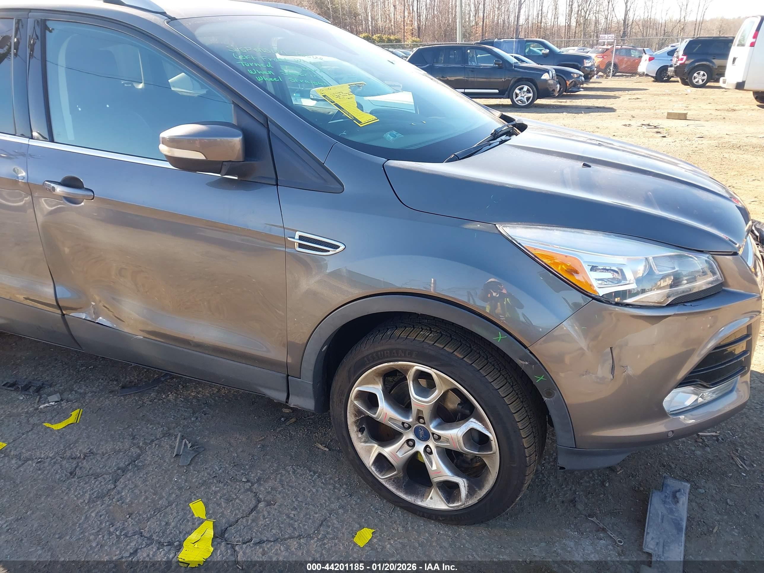 FORD ESCAPE image 6