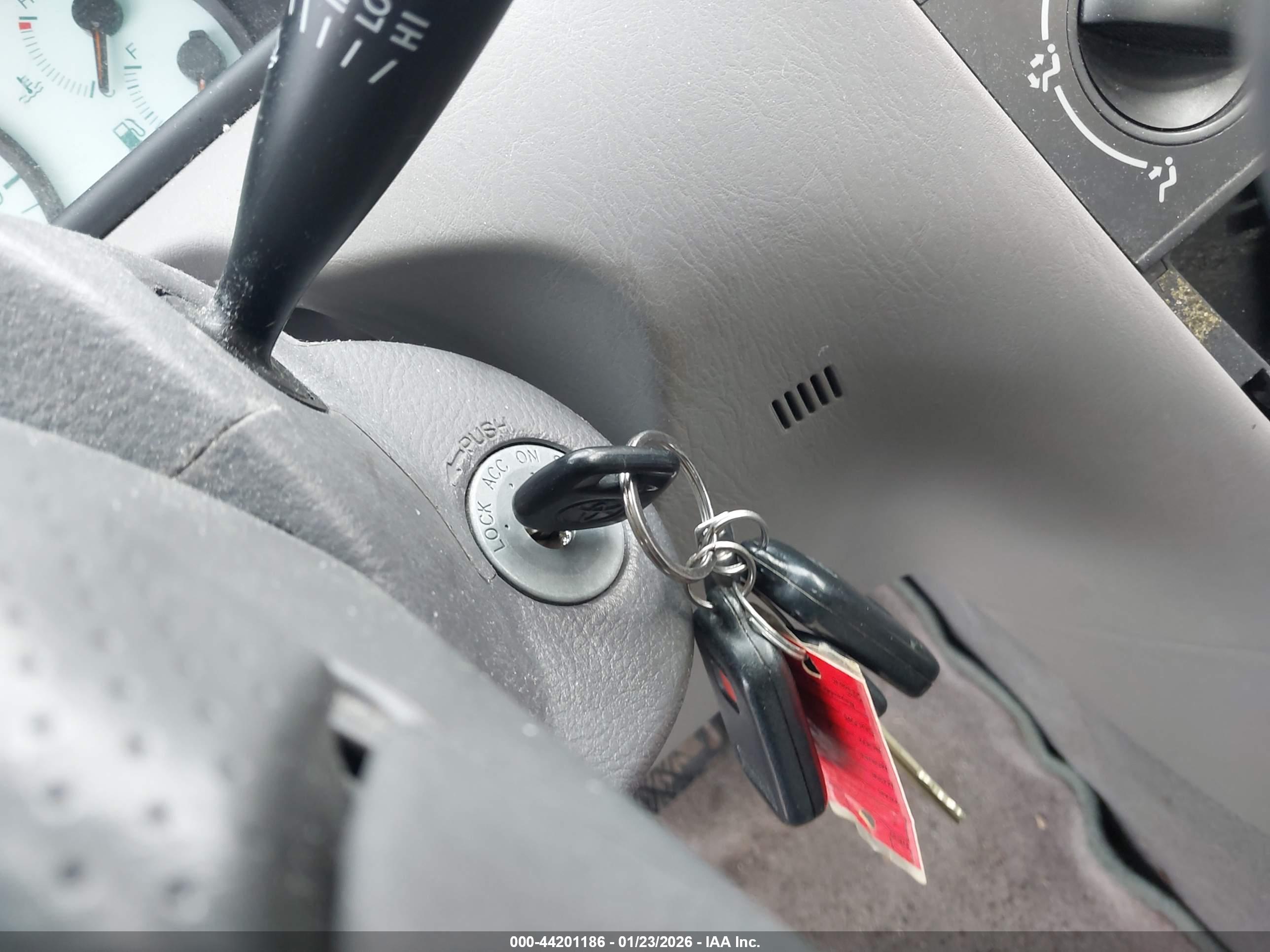 TOYOTA COROLLA image 11