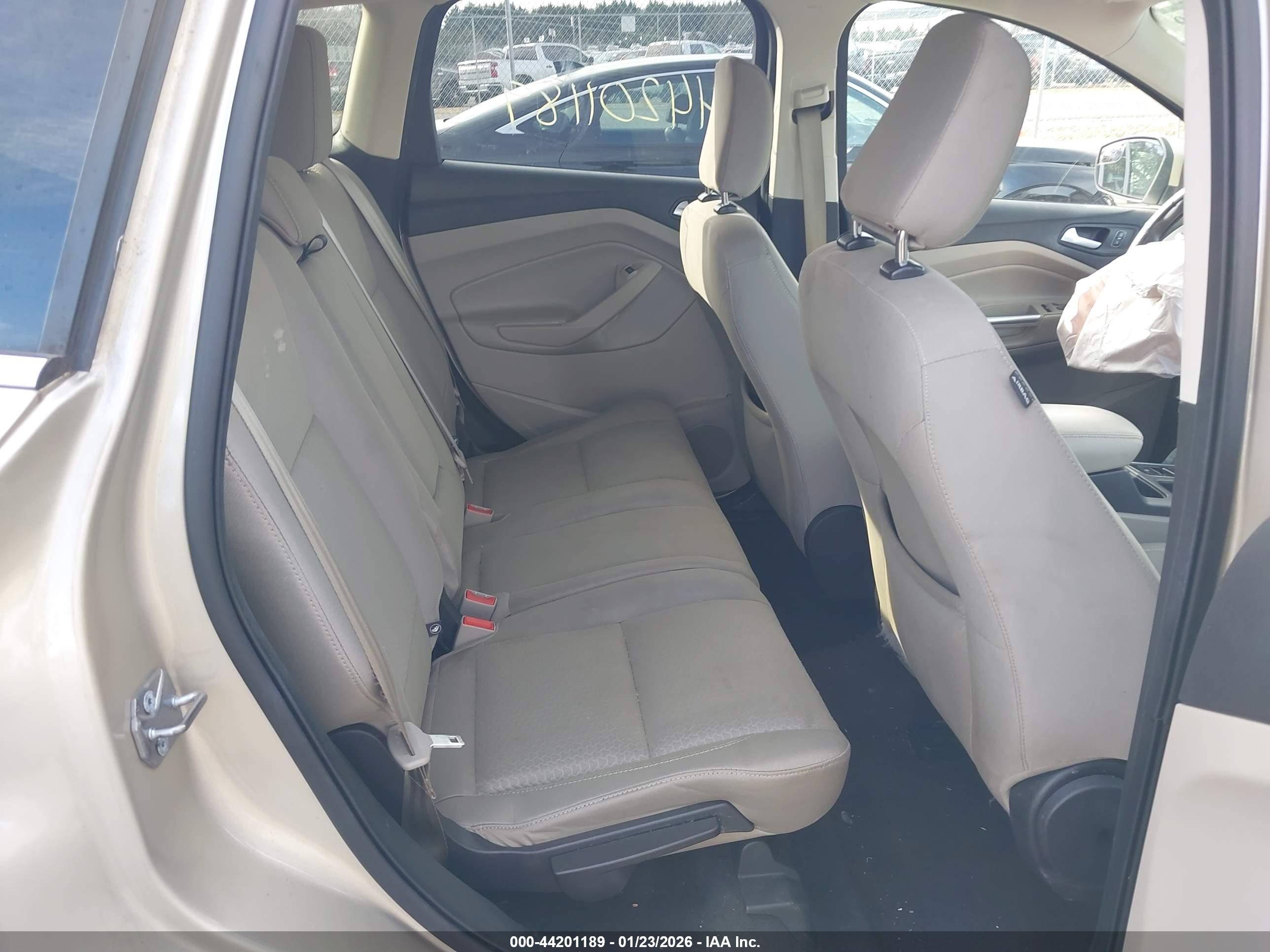 FORD ESCAPE image 8