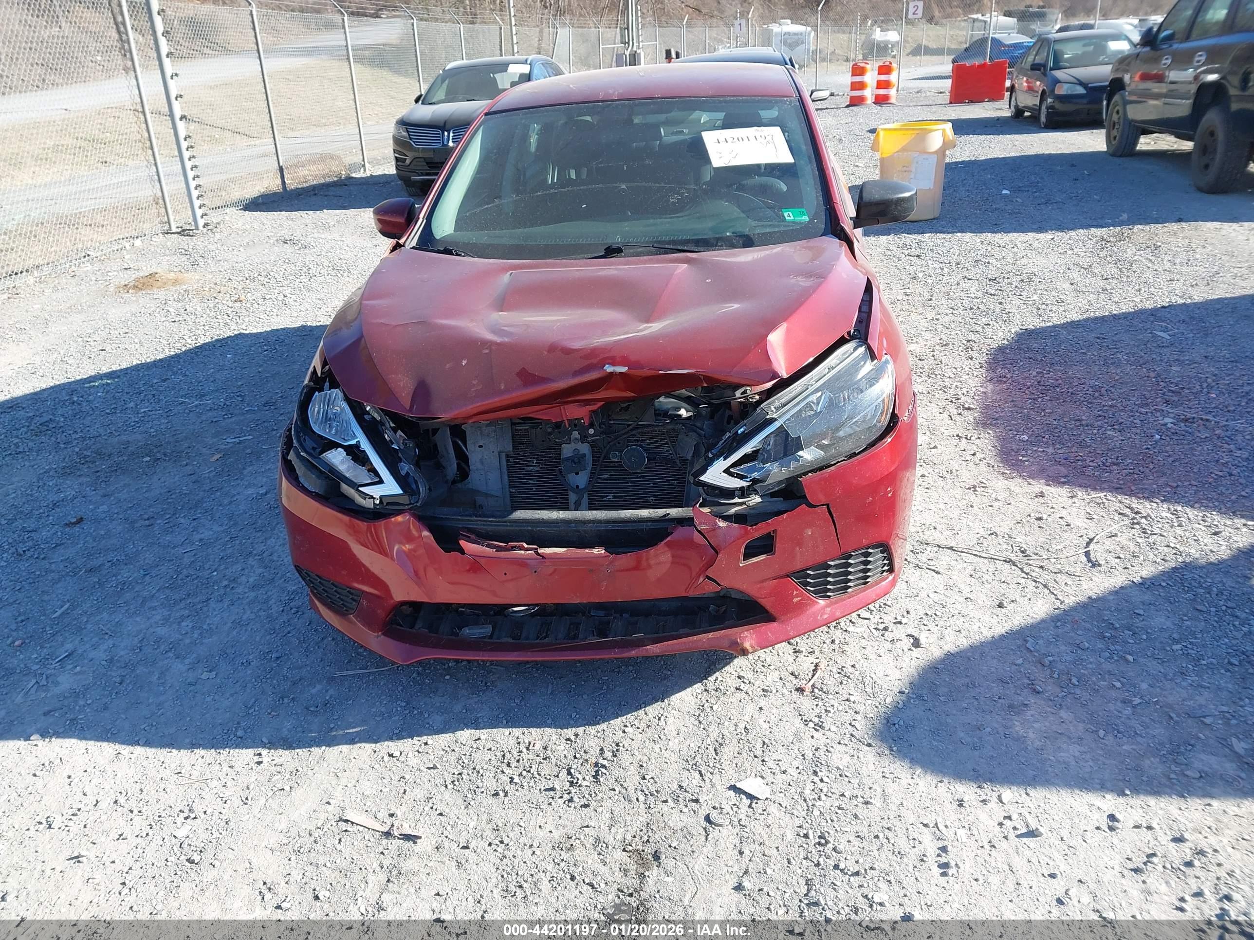 NISSAN SENTRA image 6