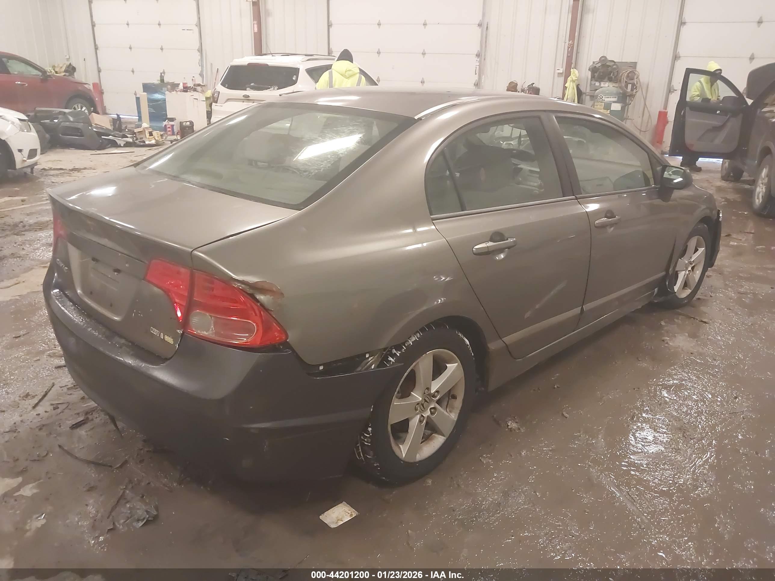 HONDA CIVIC image 4