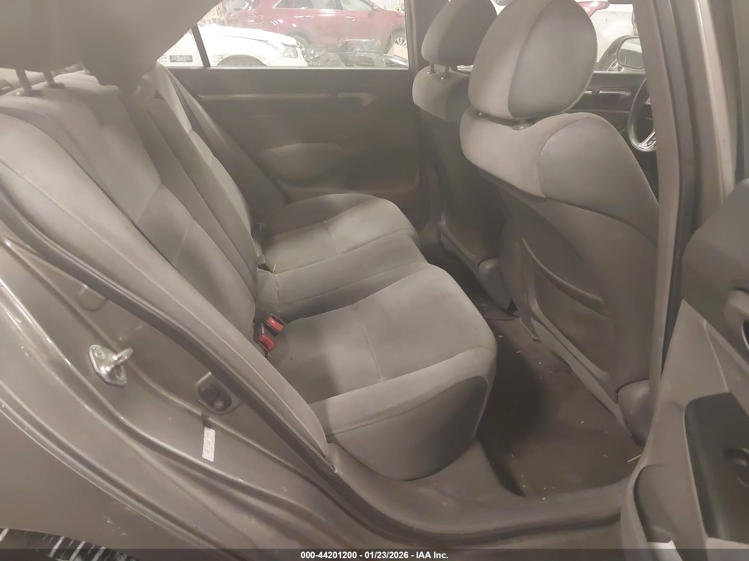 HONDA CIVIC image 8
