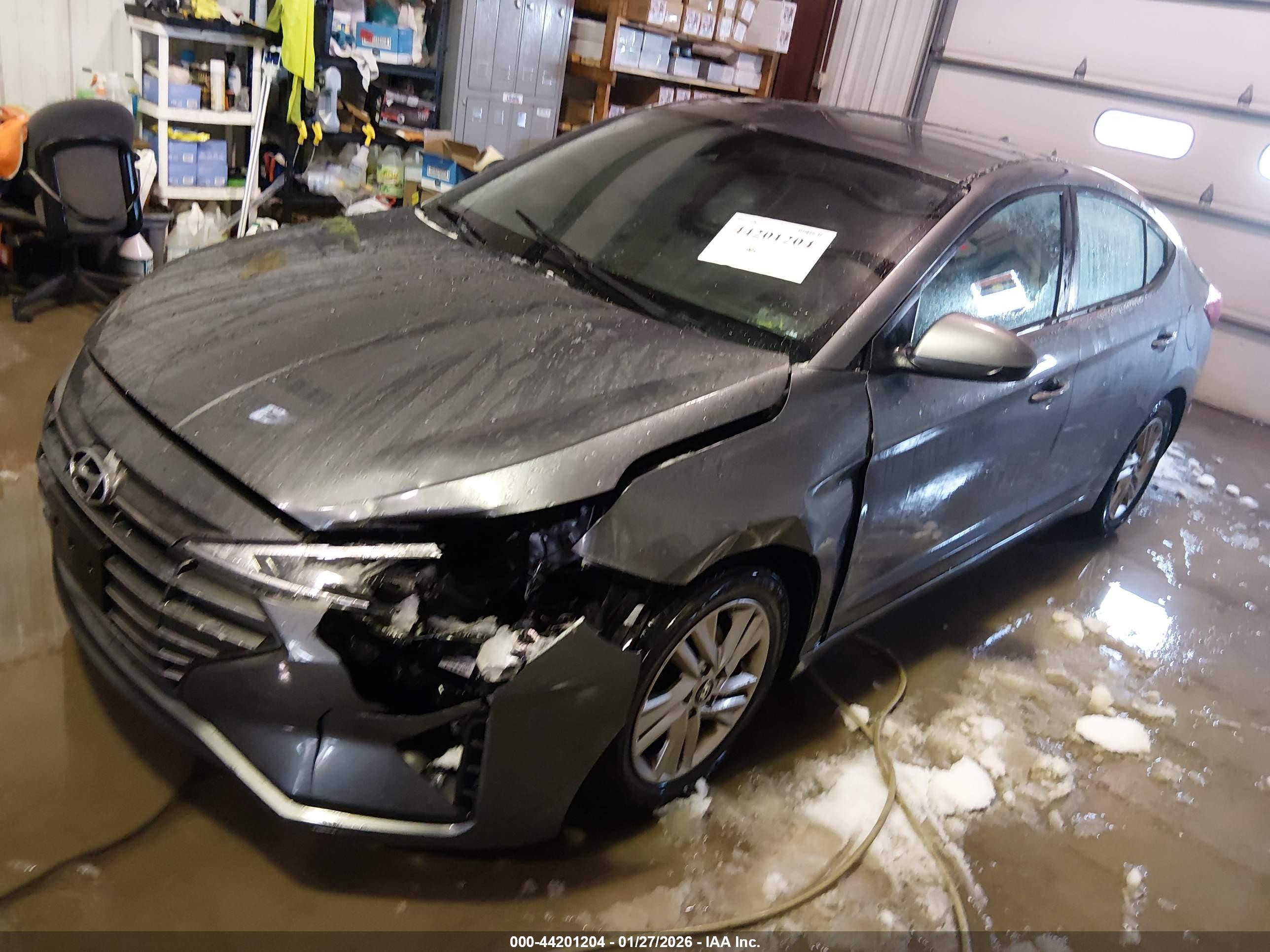 HYUNDAI ELANTRA image 2