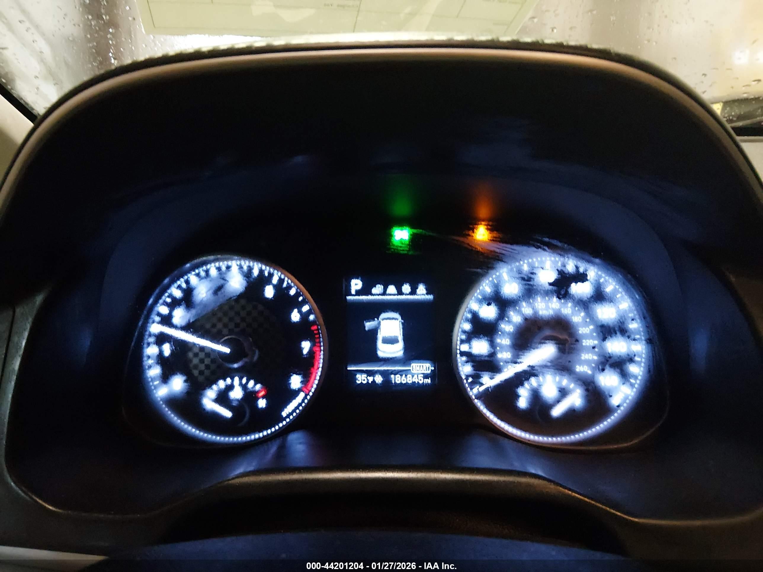 HYUNDAI ELANTRA image 7