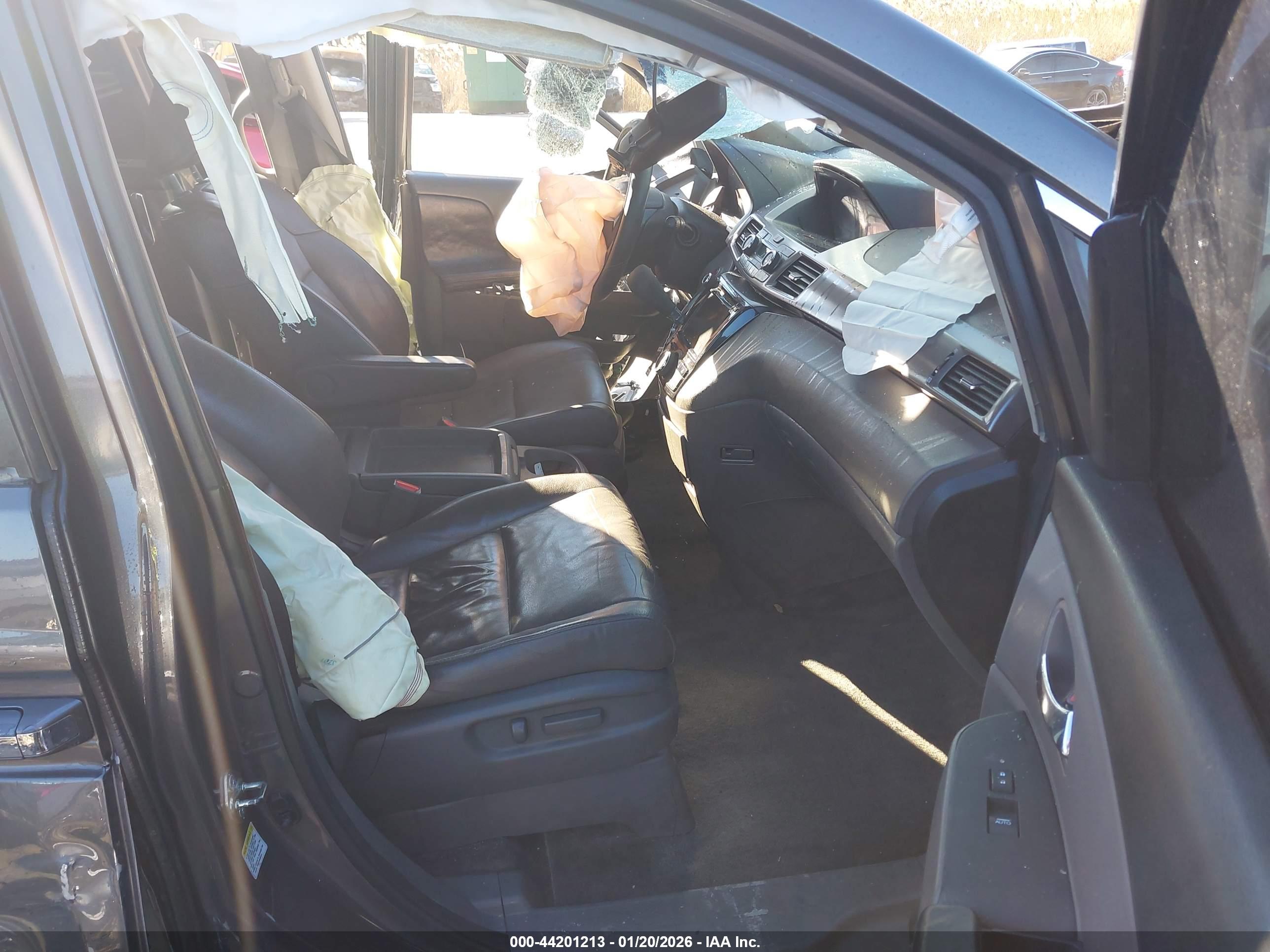 HONDA ODYSSEY image 5