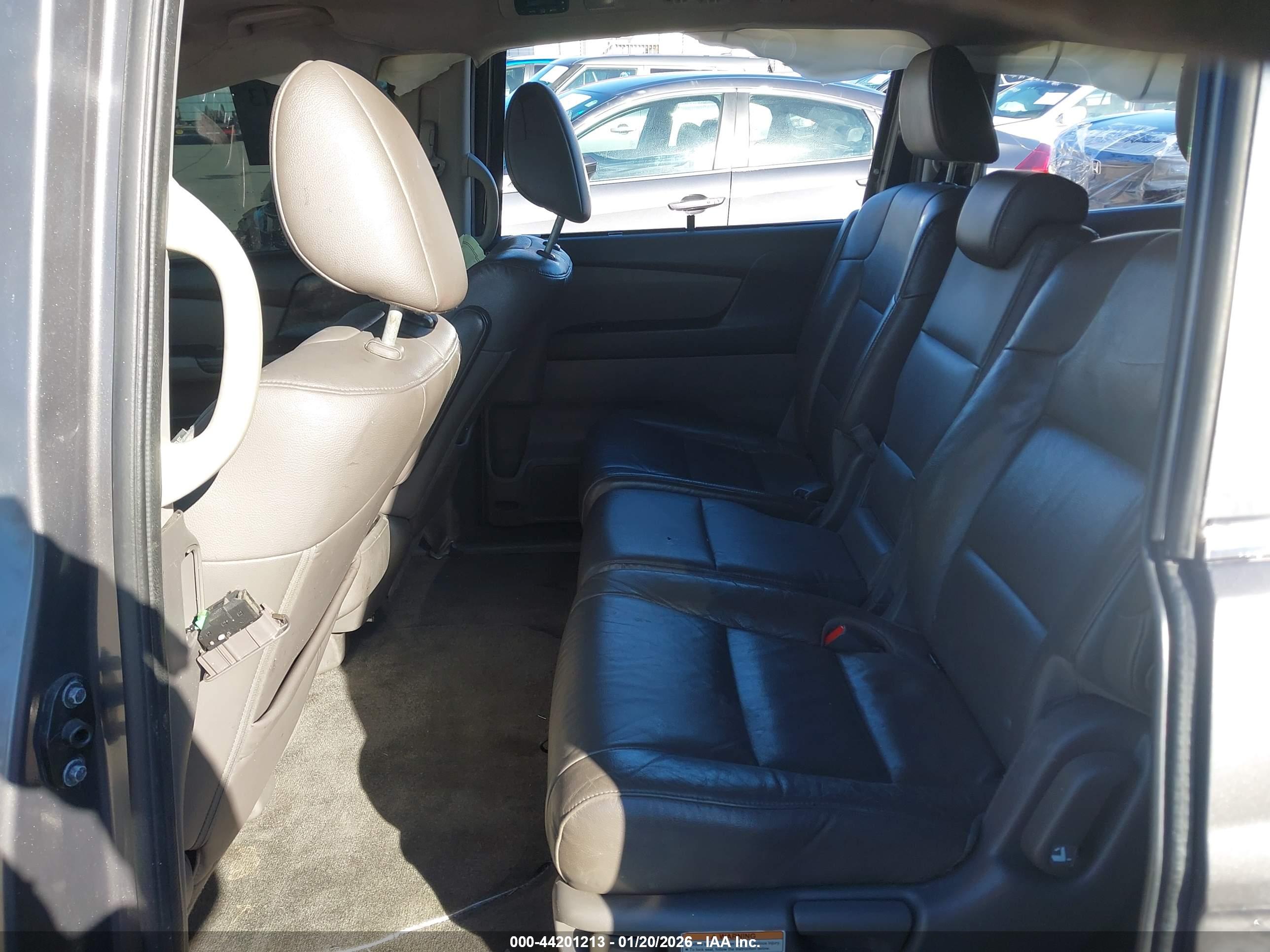 HONDA ODYSSEY image 8