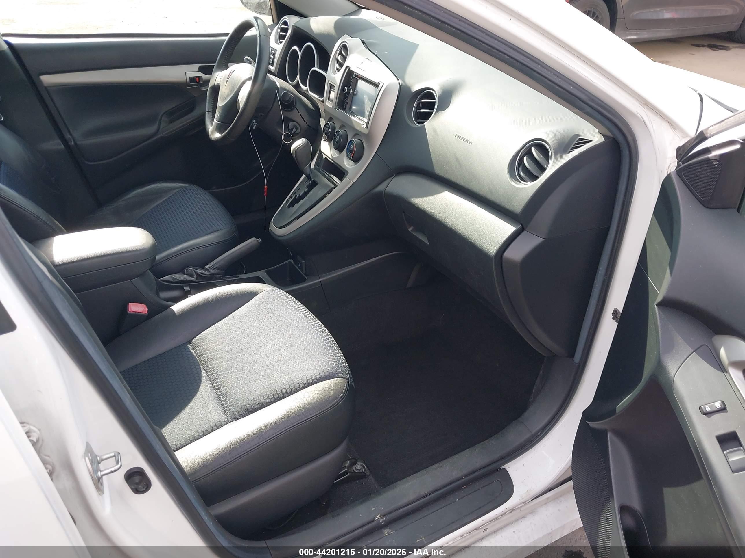 PONTIAC VIBE image 5