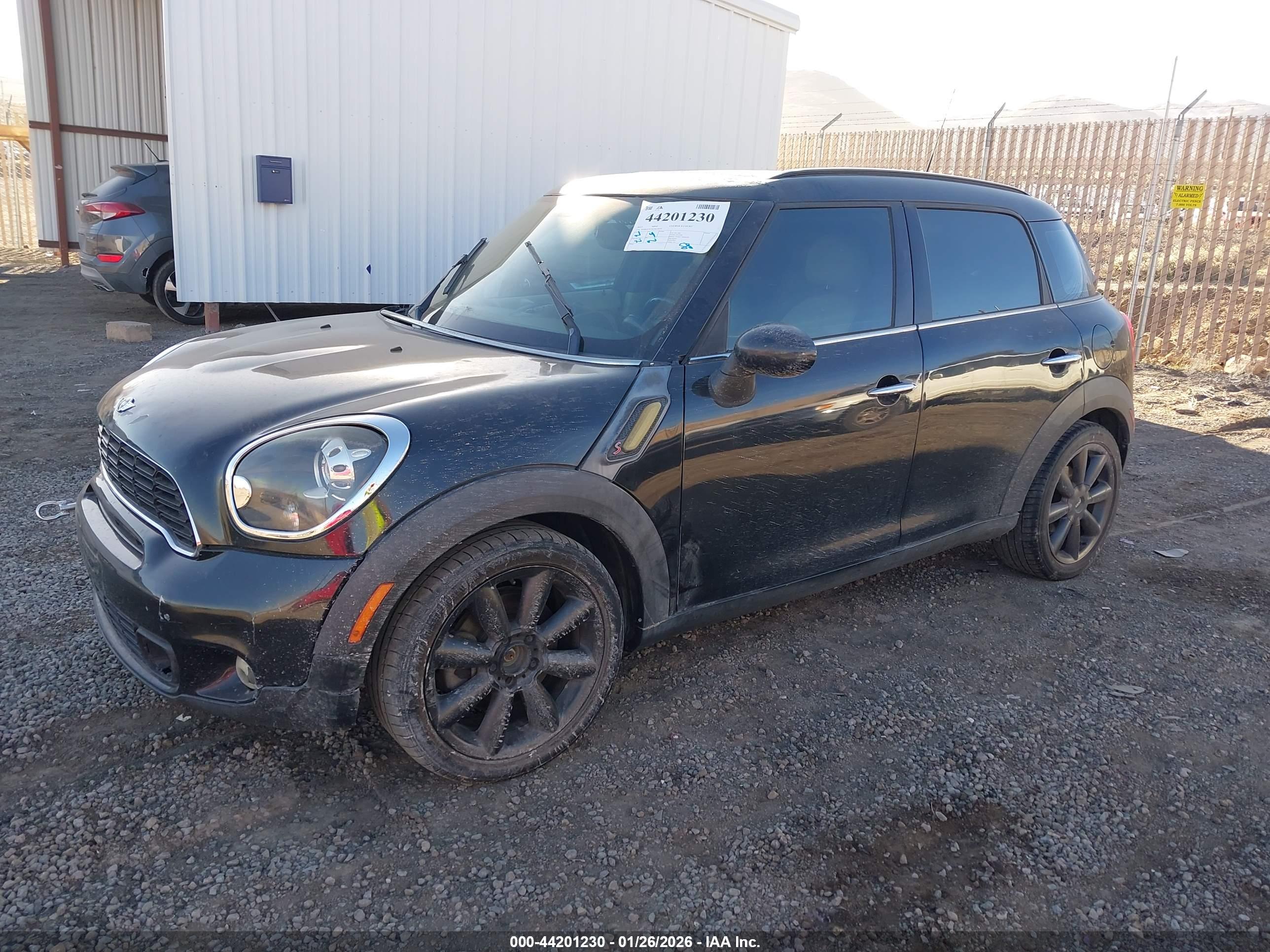 MINI COOPER image 2