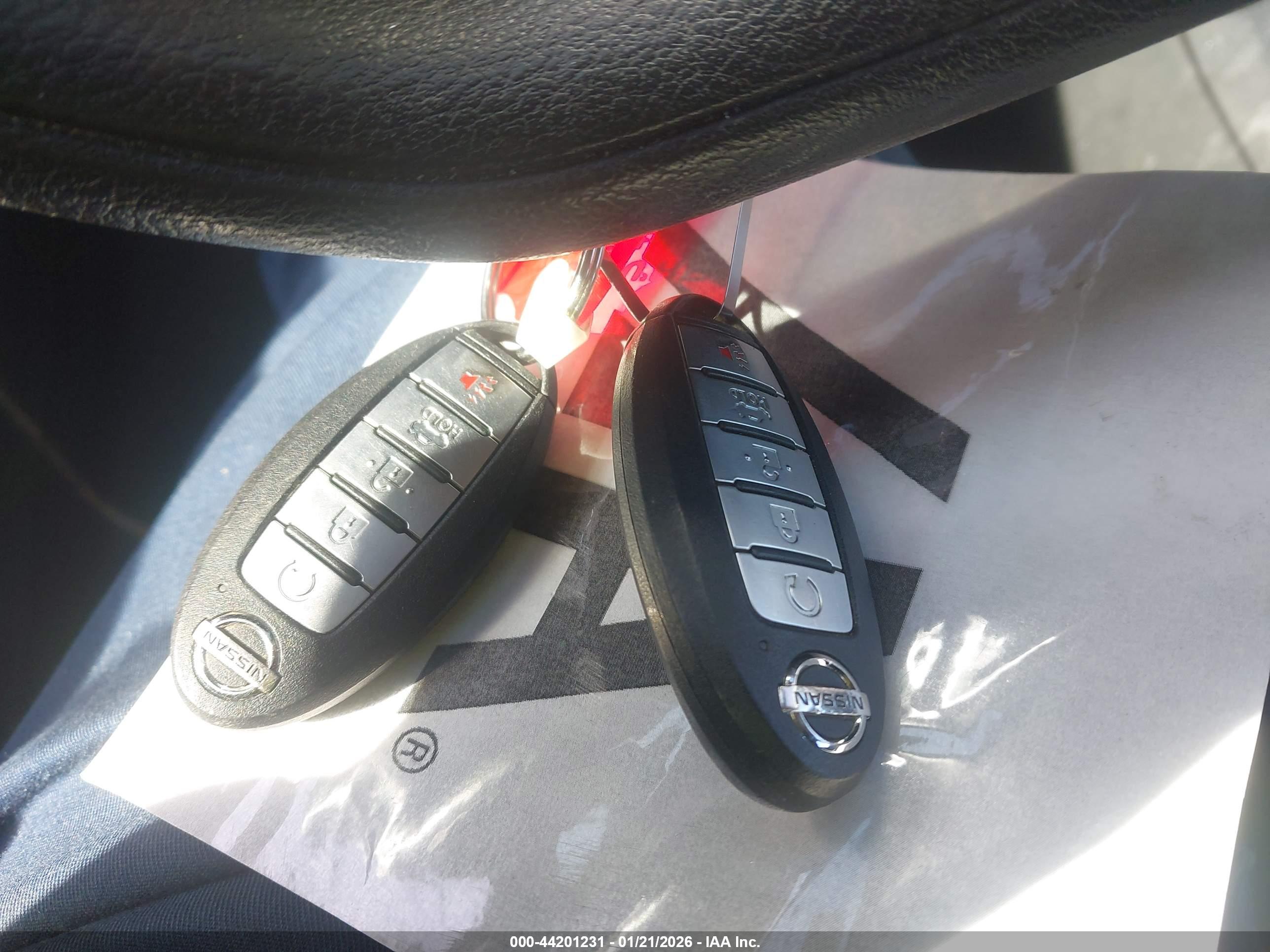 NISSAN ALTIMA image 11