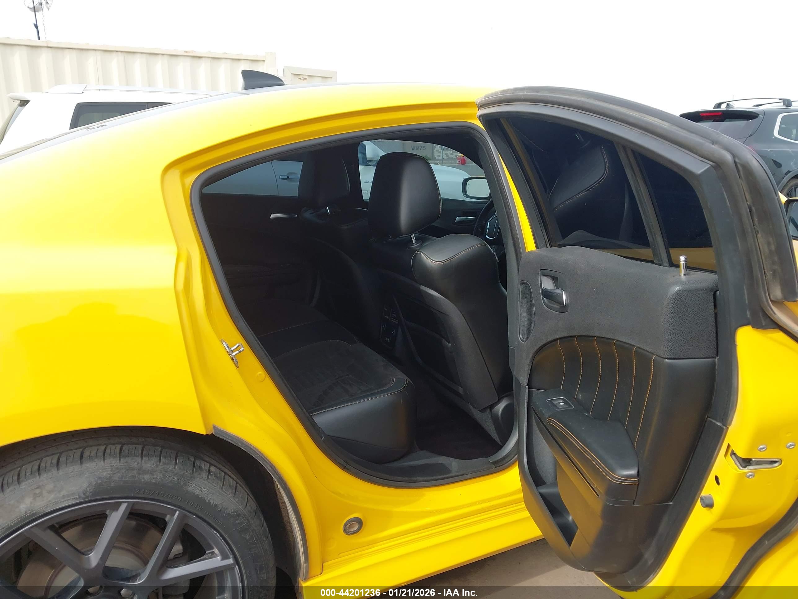 DODGE CHARGER image 8