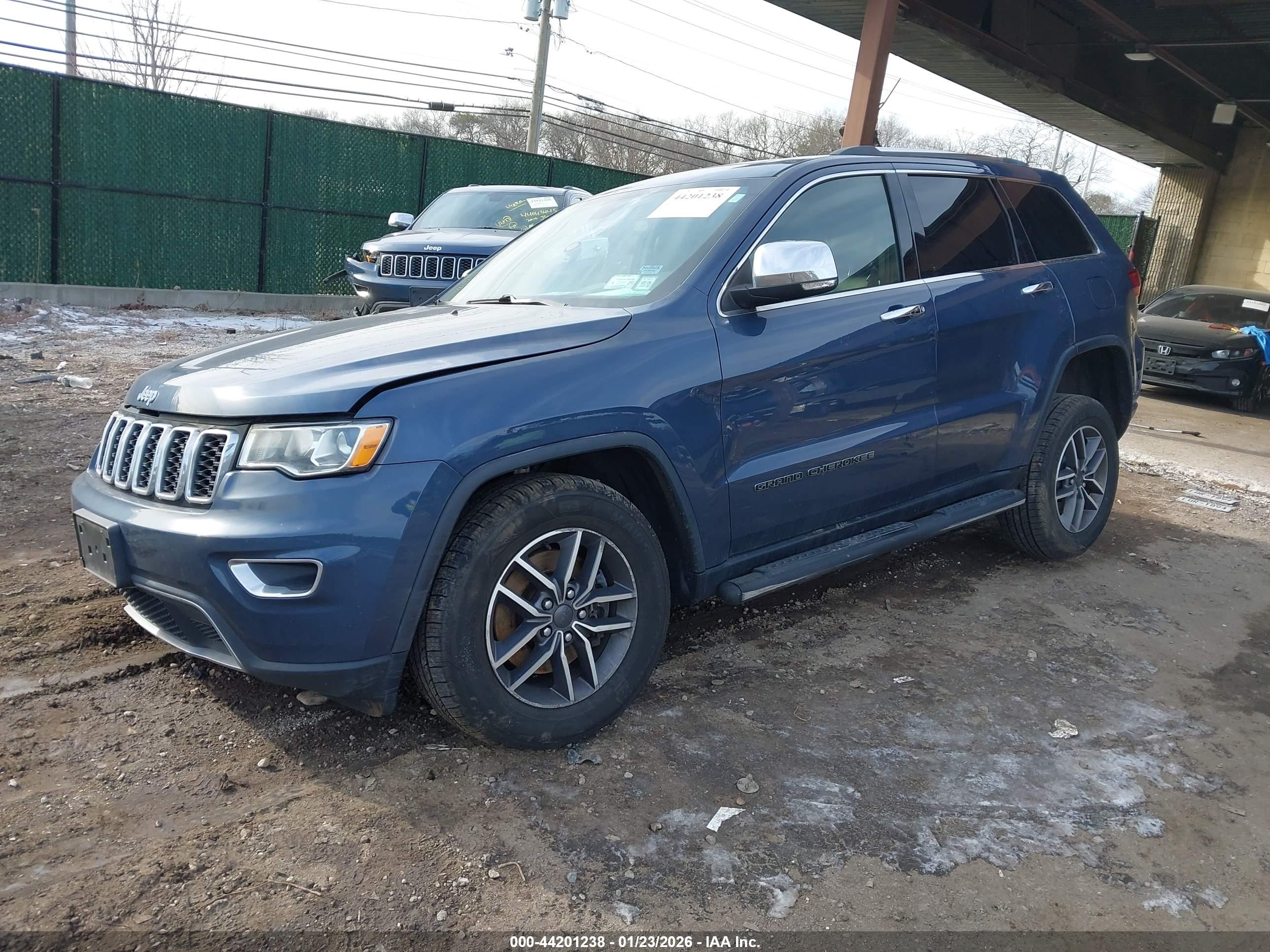 JEEP GRAND image 2
