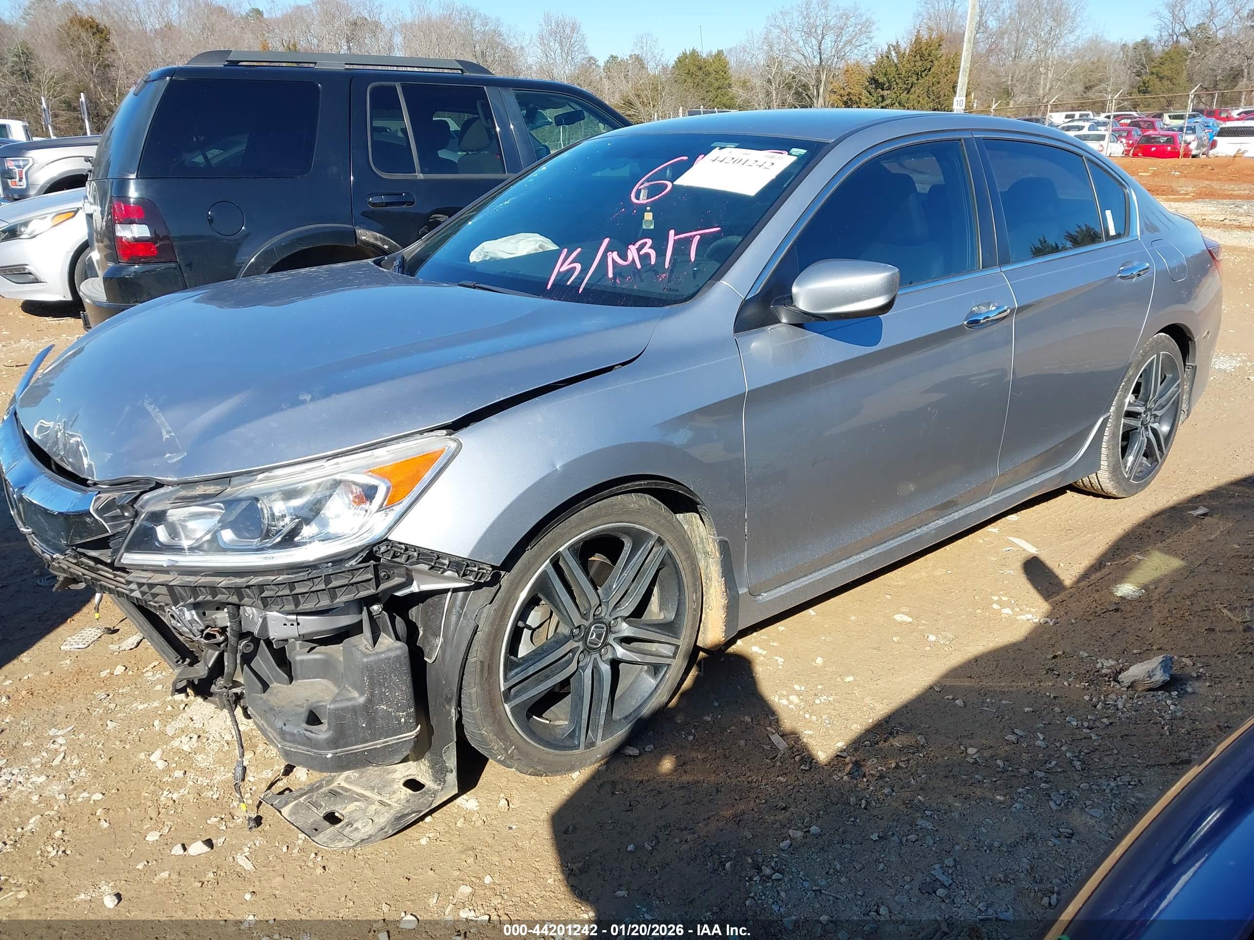 HONDA ACCORD image 2