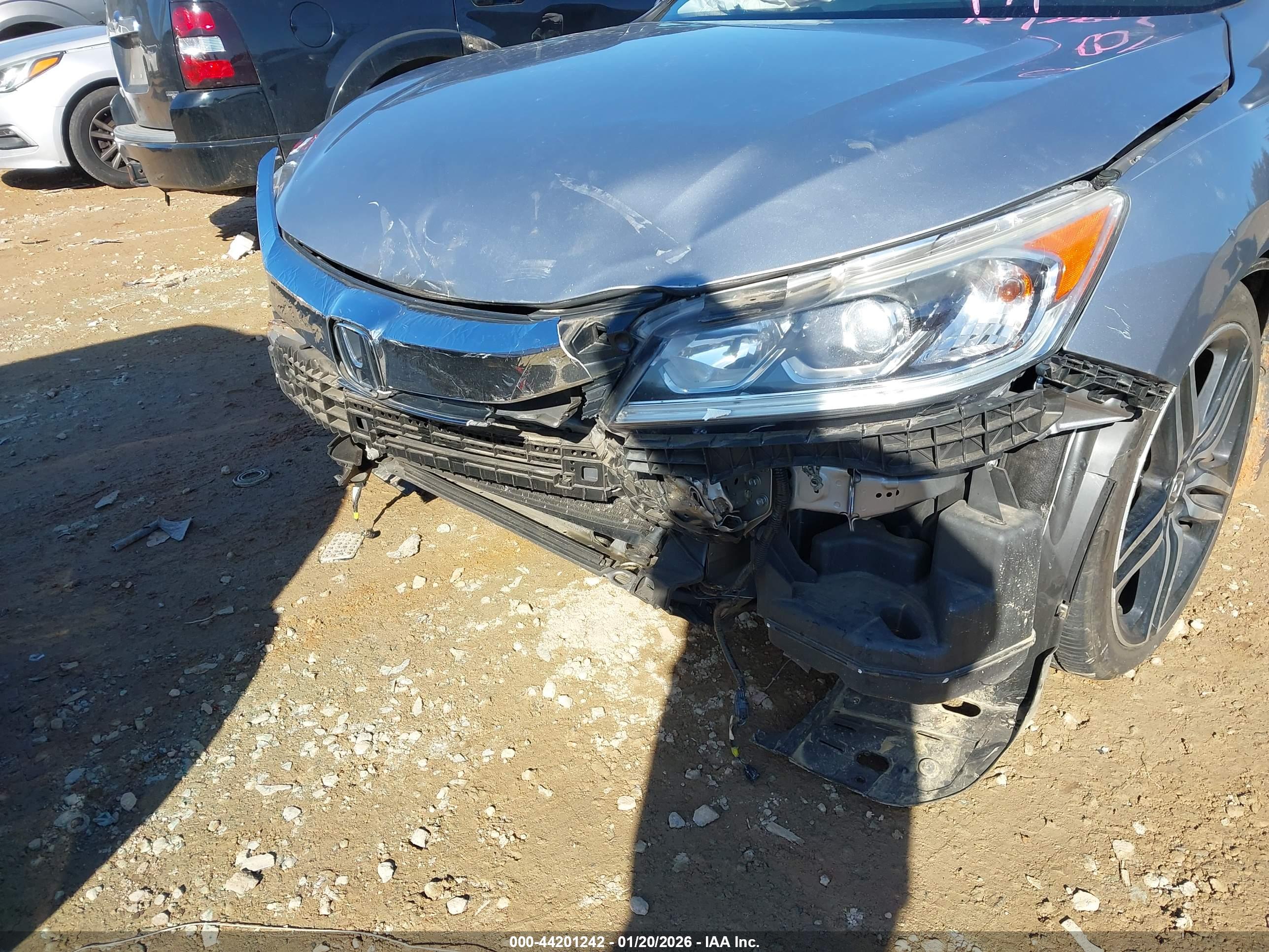 HONDA ACCORD image 6