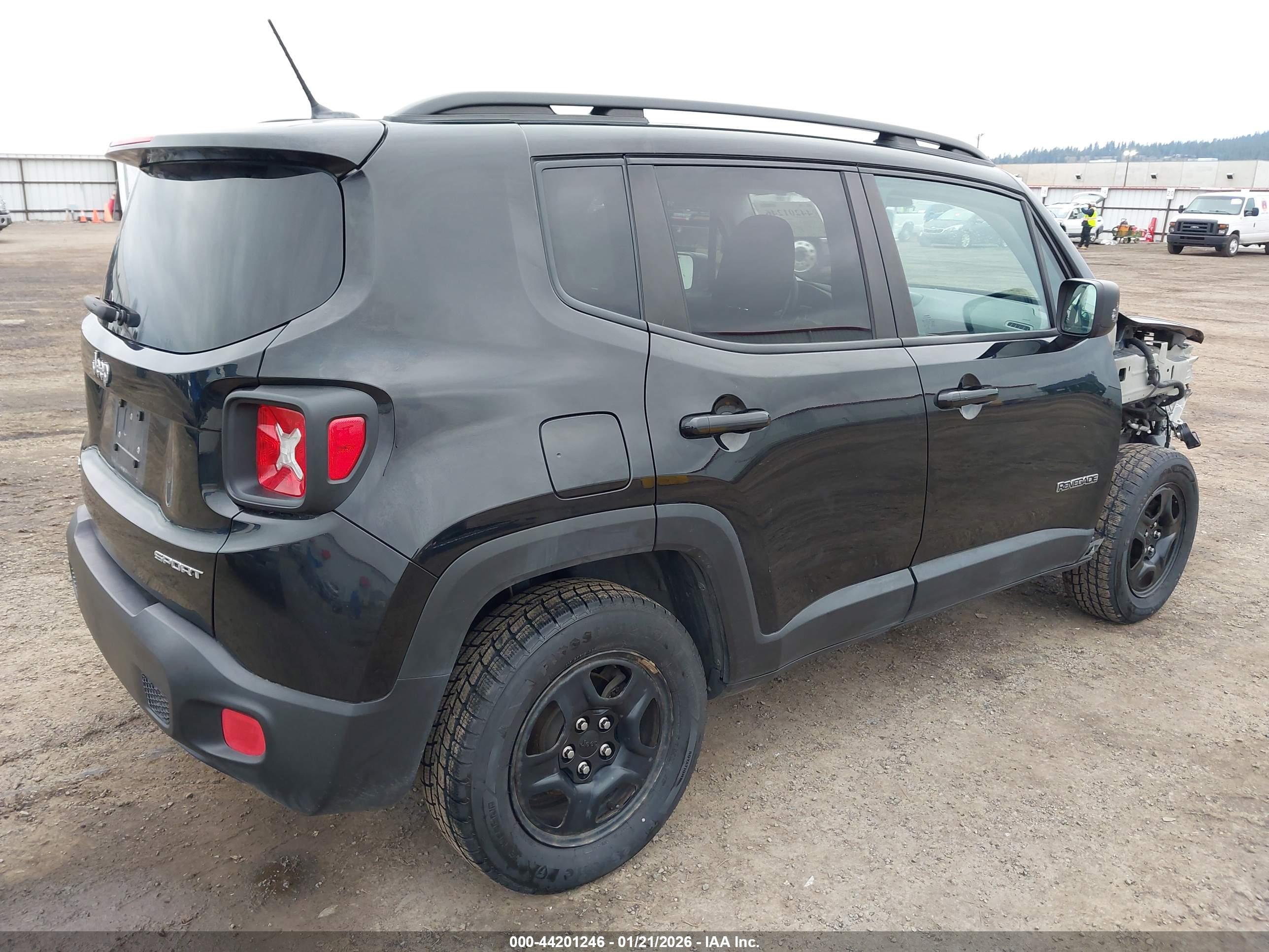 JEEP RENEGADE image 4