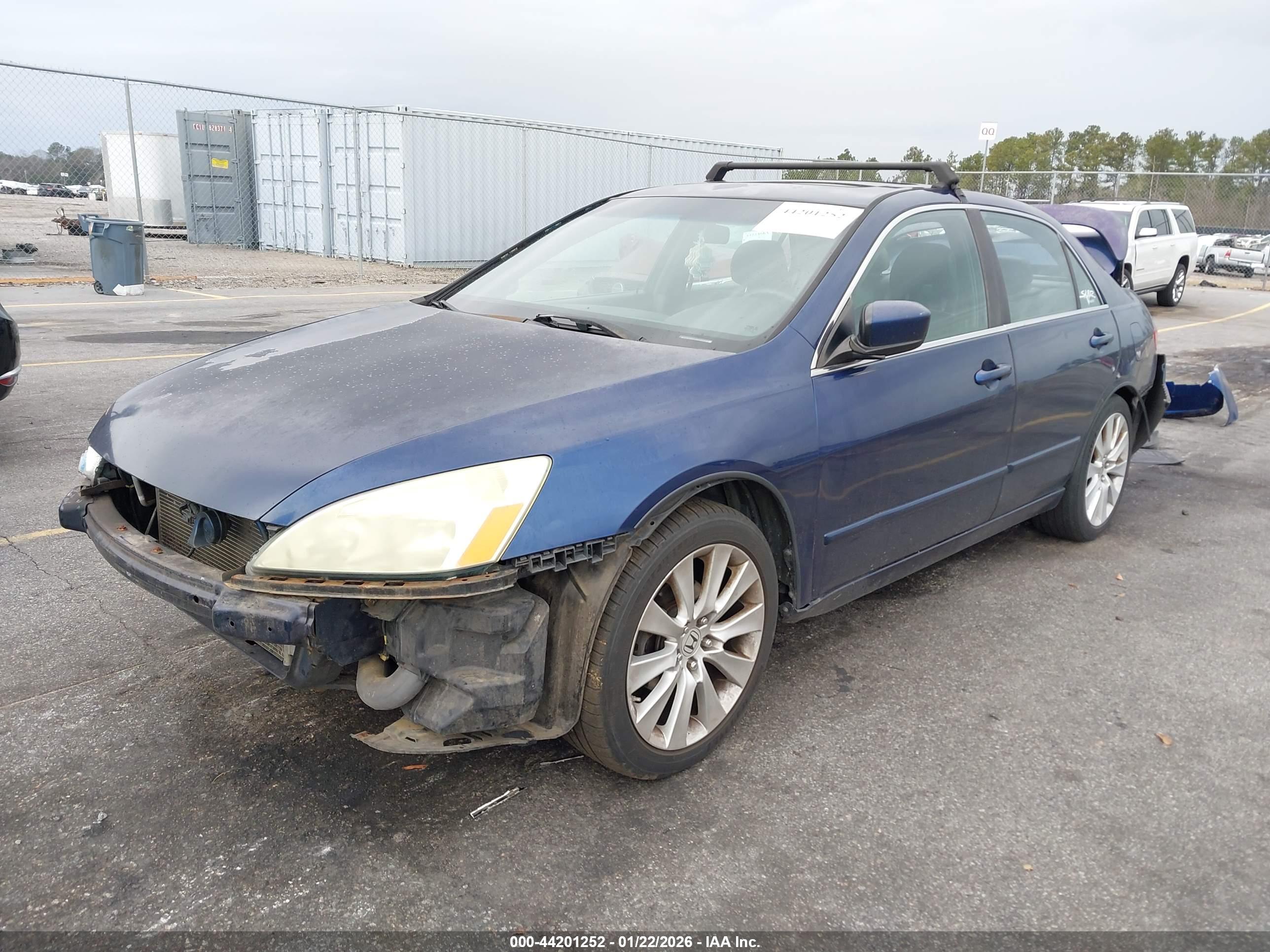 HONDA ACCORD image 2