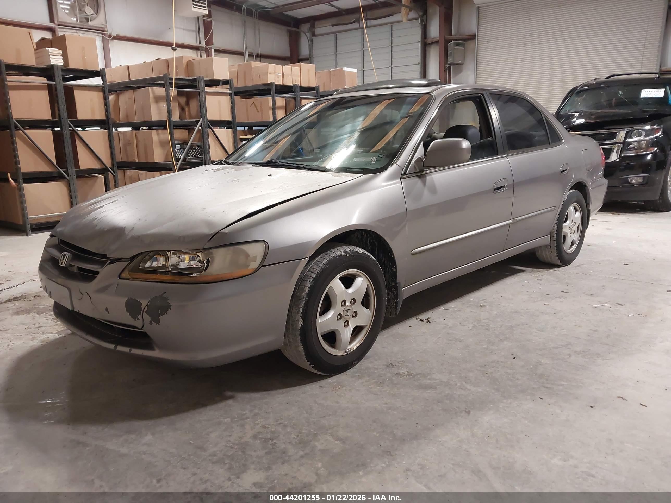 HONDA ACCORD image 2