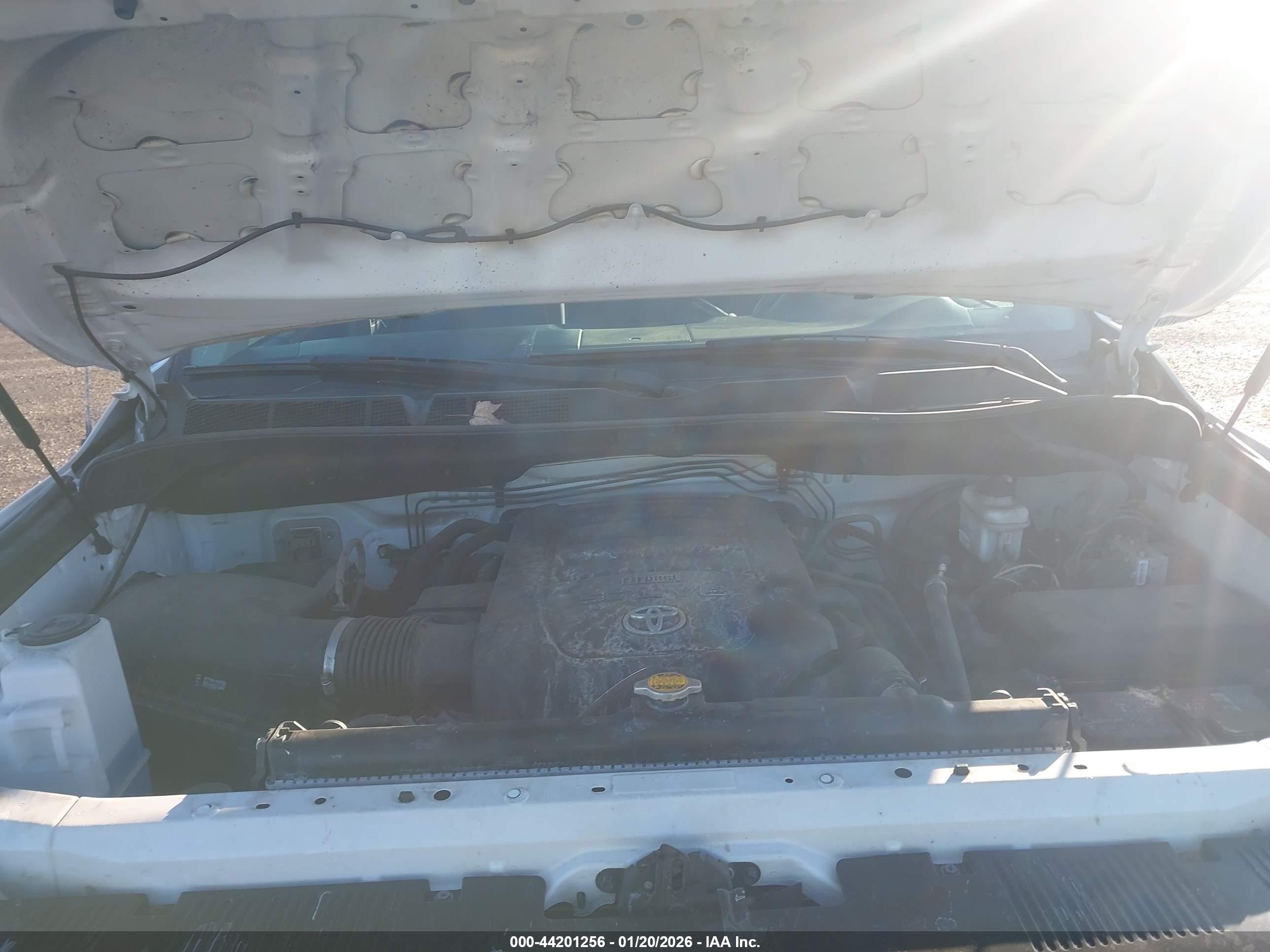 TOYOTA TUNDRA image 10