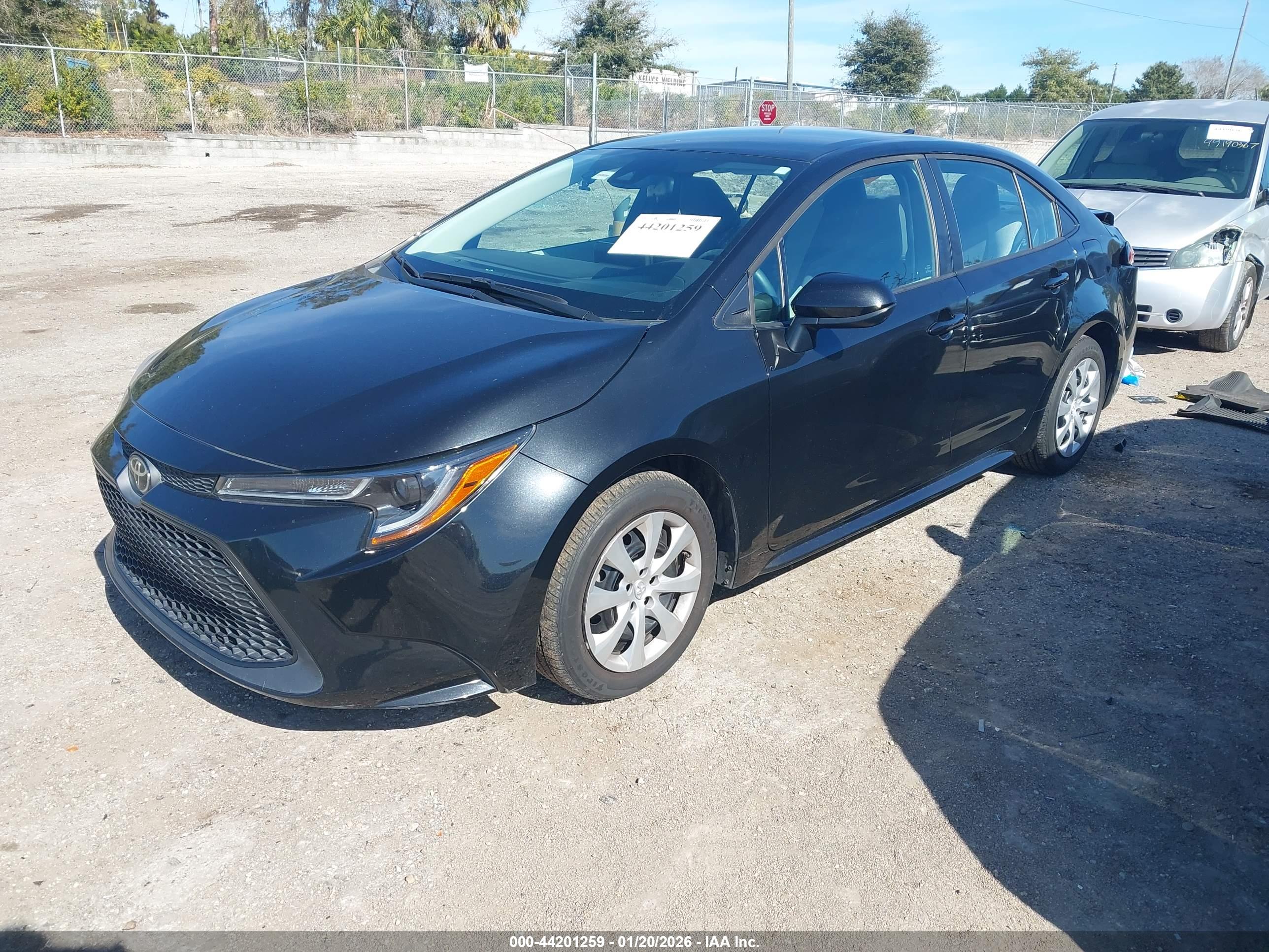 TOYOTA COROLLA image 2