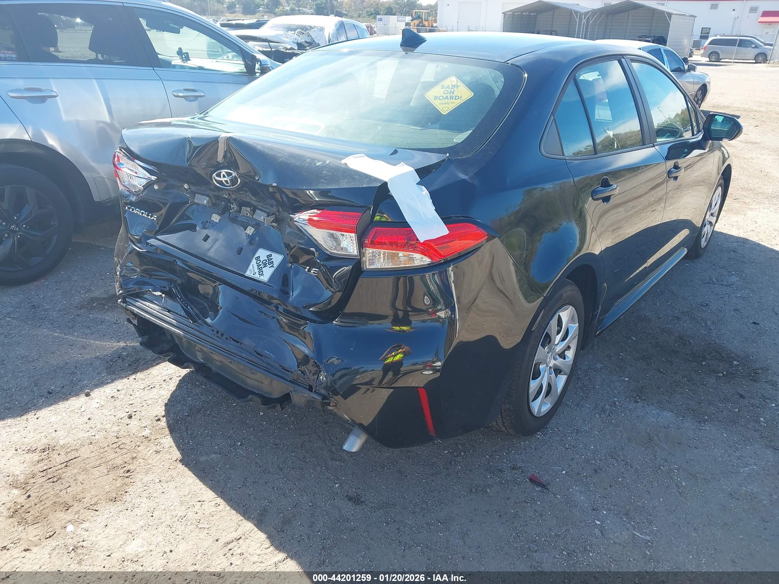 TOYOTA COROLLA image 6