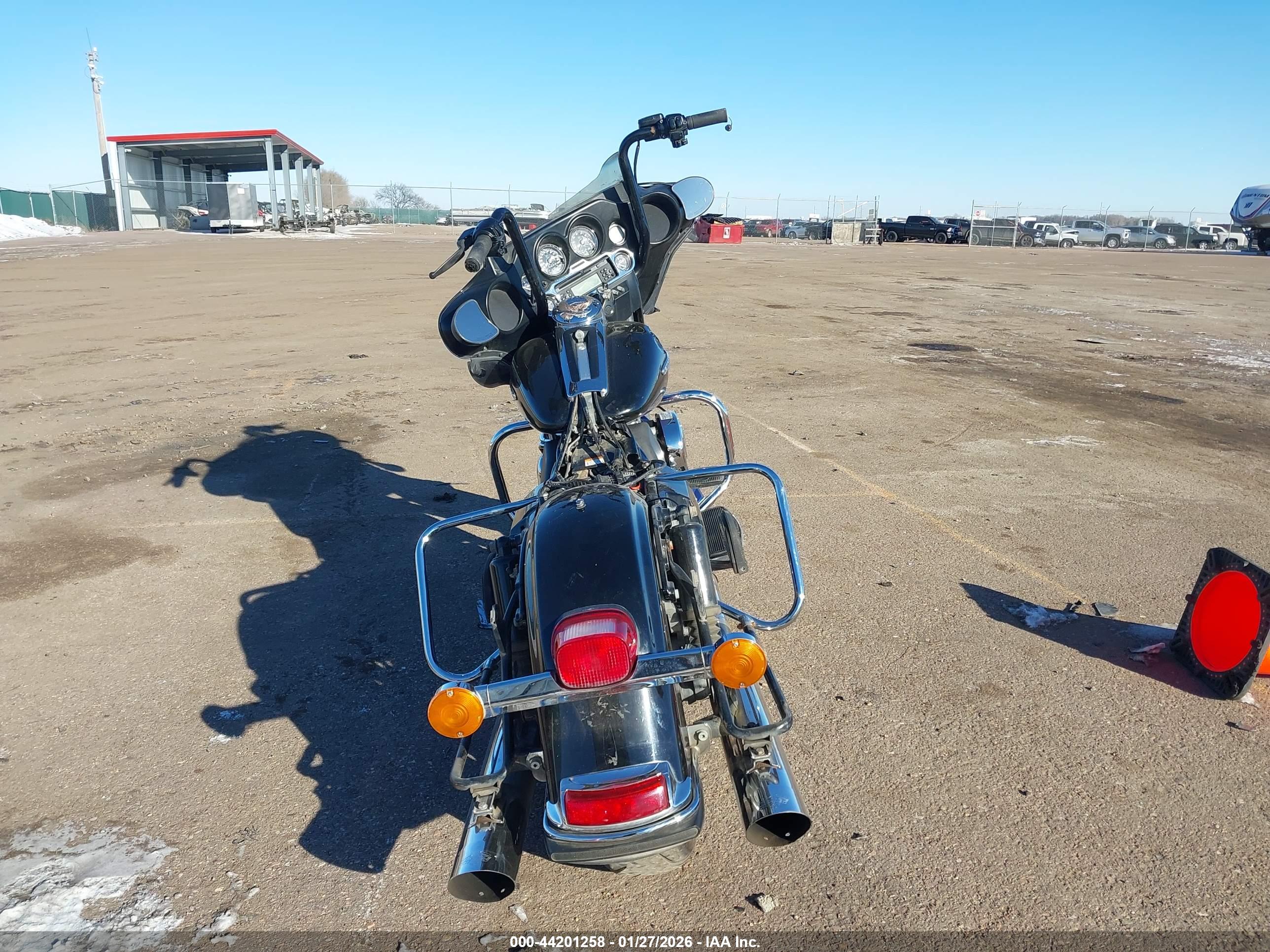 HARLEY-DAVIDSON FLHTK image 6