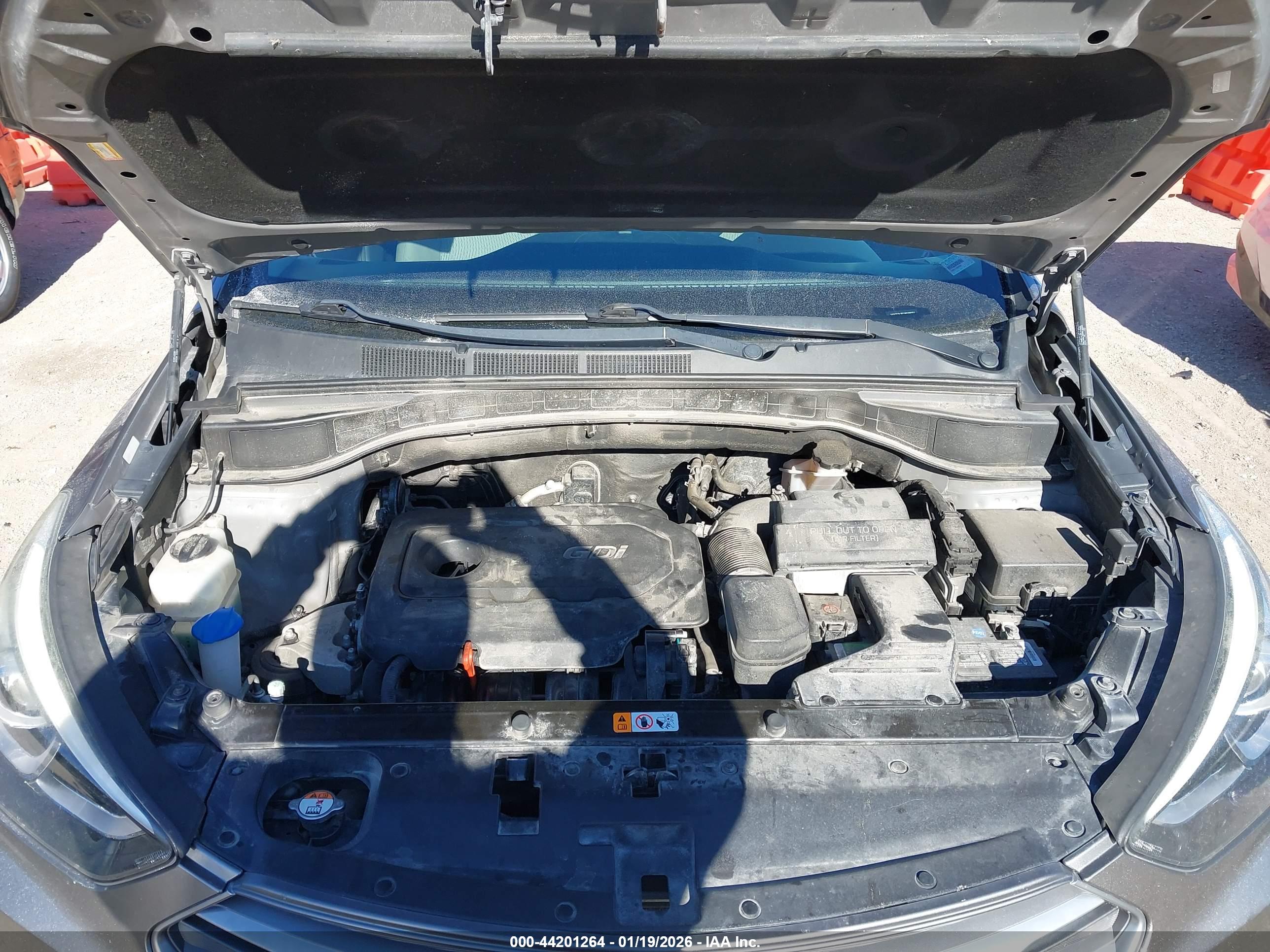 HYUNDAI SANTA image 10