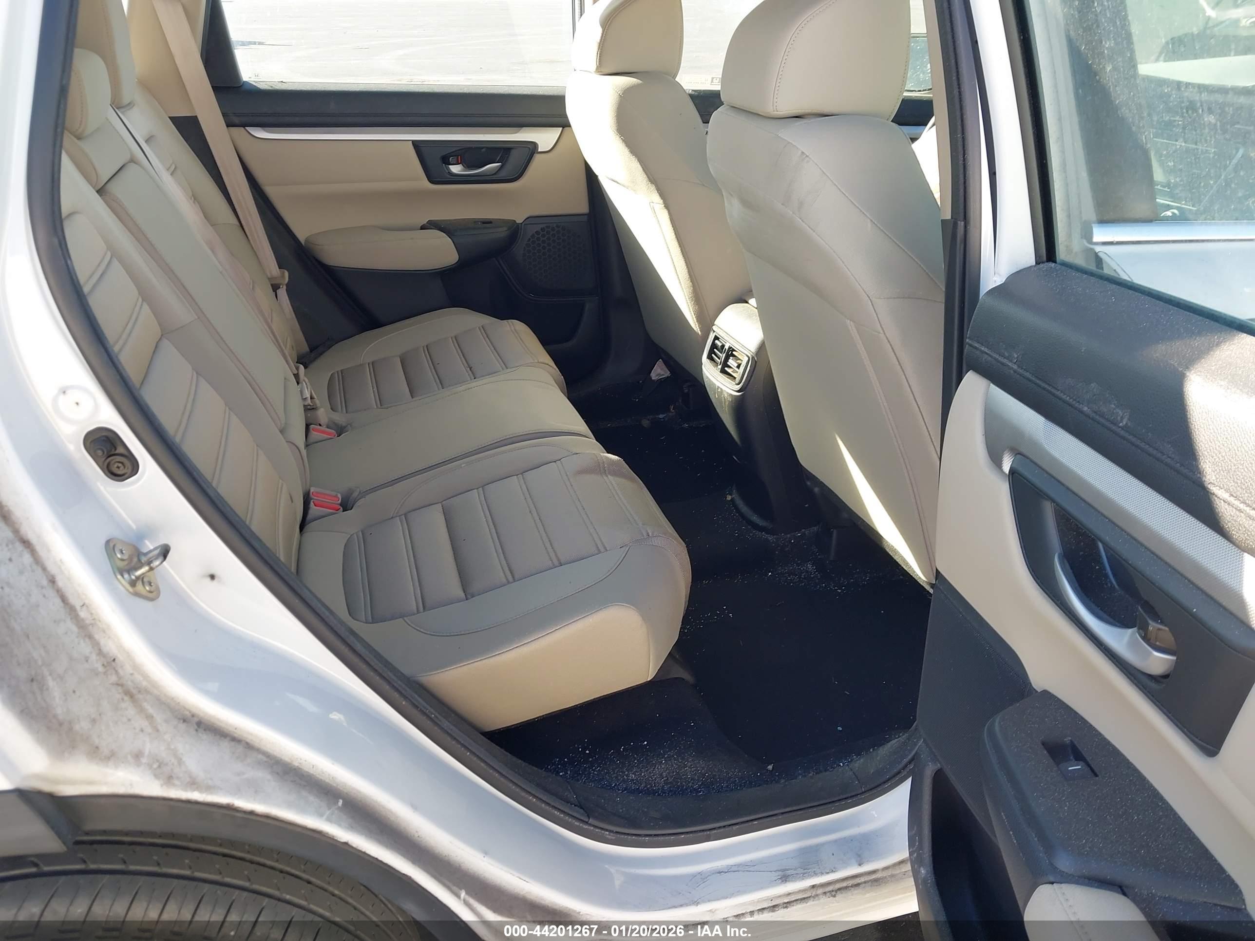 HONDA CR-V image 8