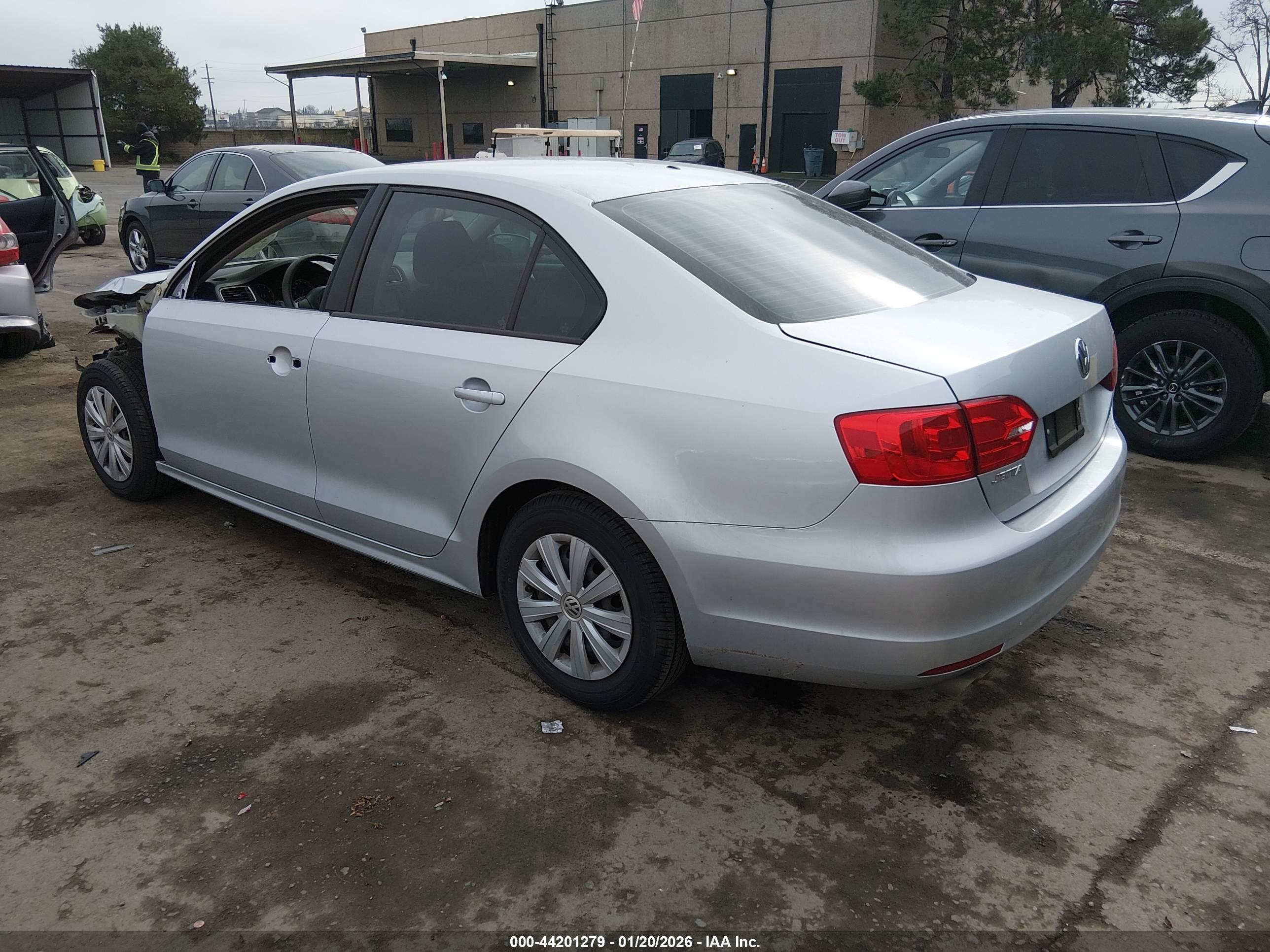 VOLKSWAGEN JETTA image 3