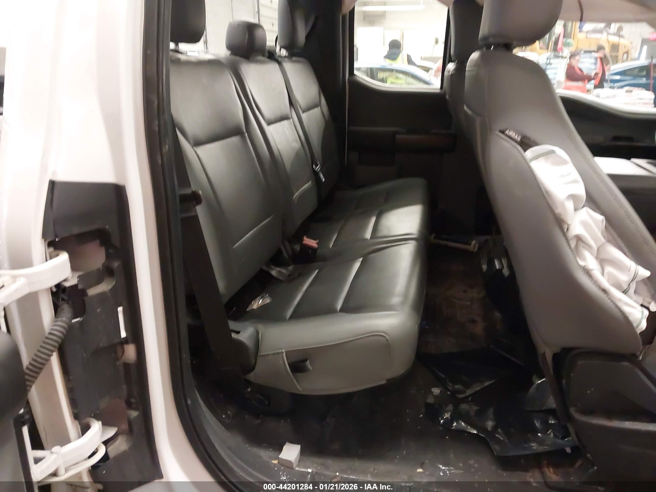 FORD F-150 image 8