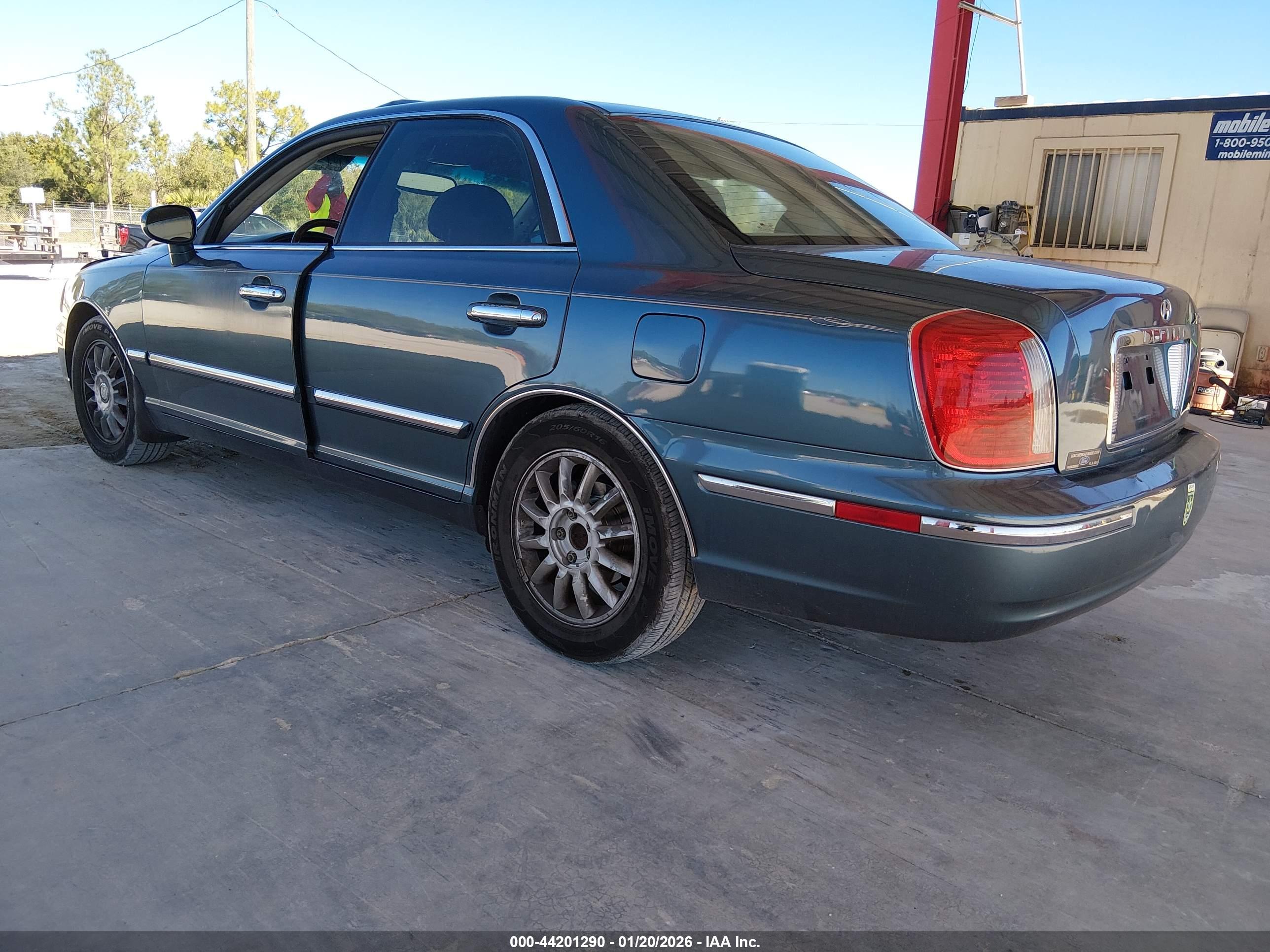 HYUNDAI XG350 image 3