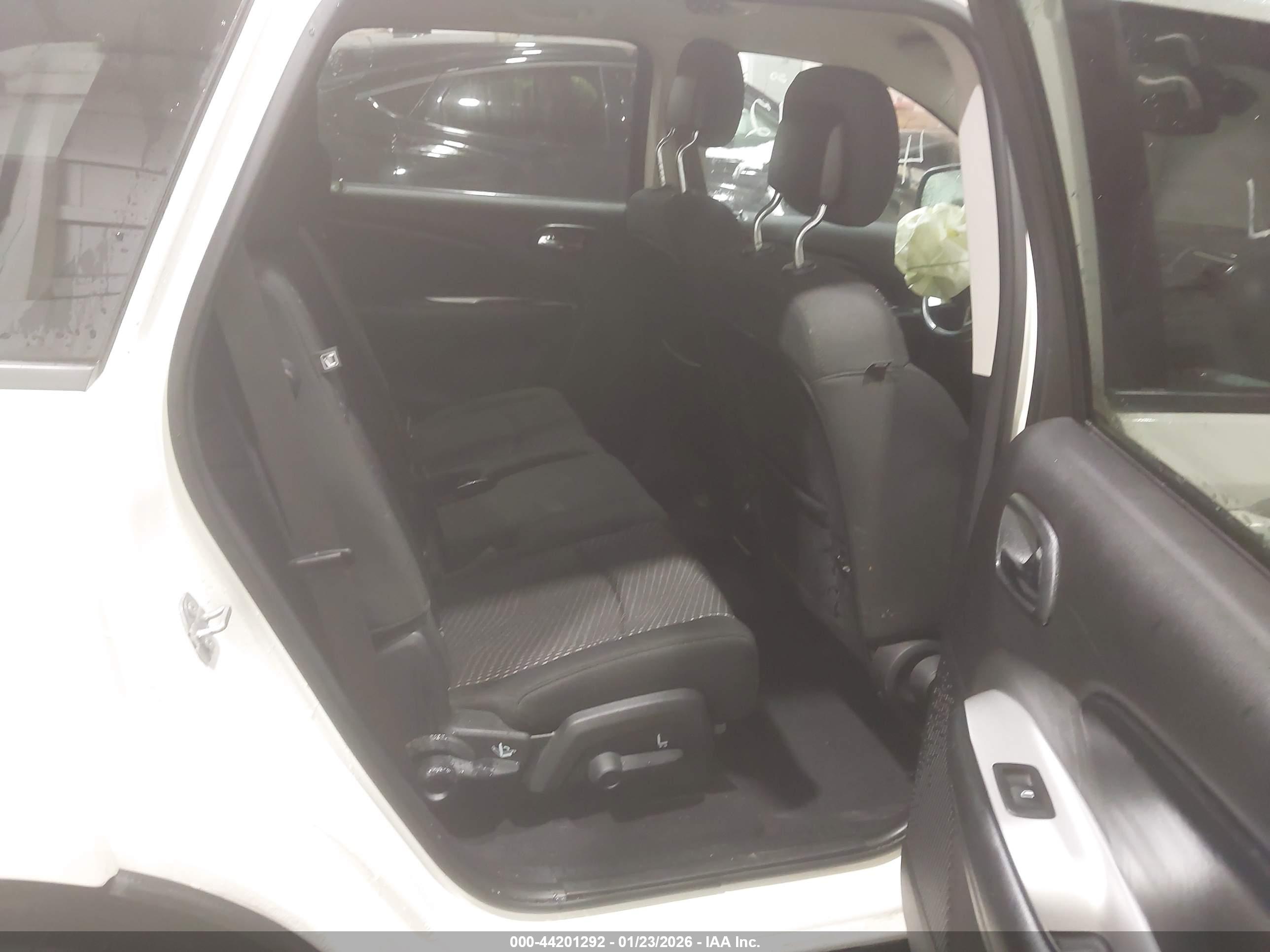 DODGE JOURNEY image 8