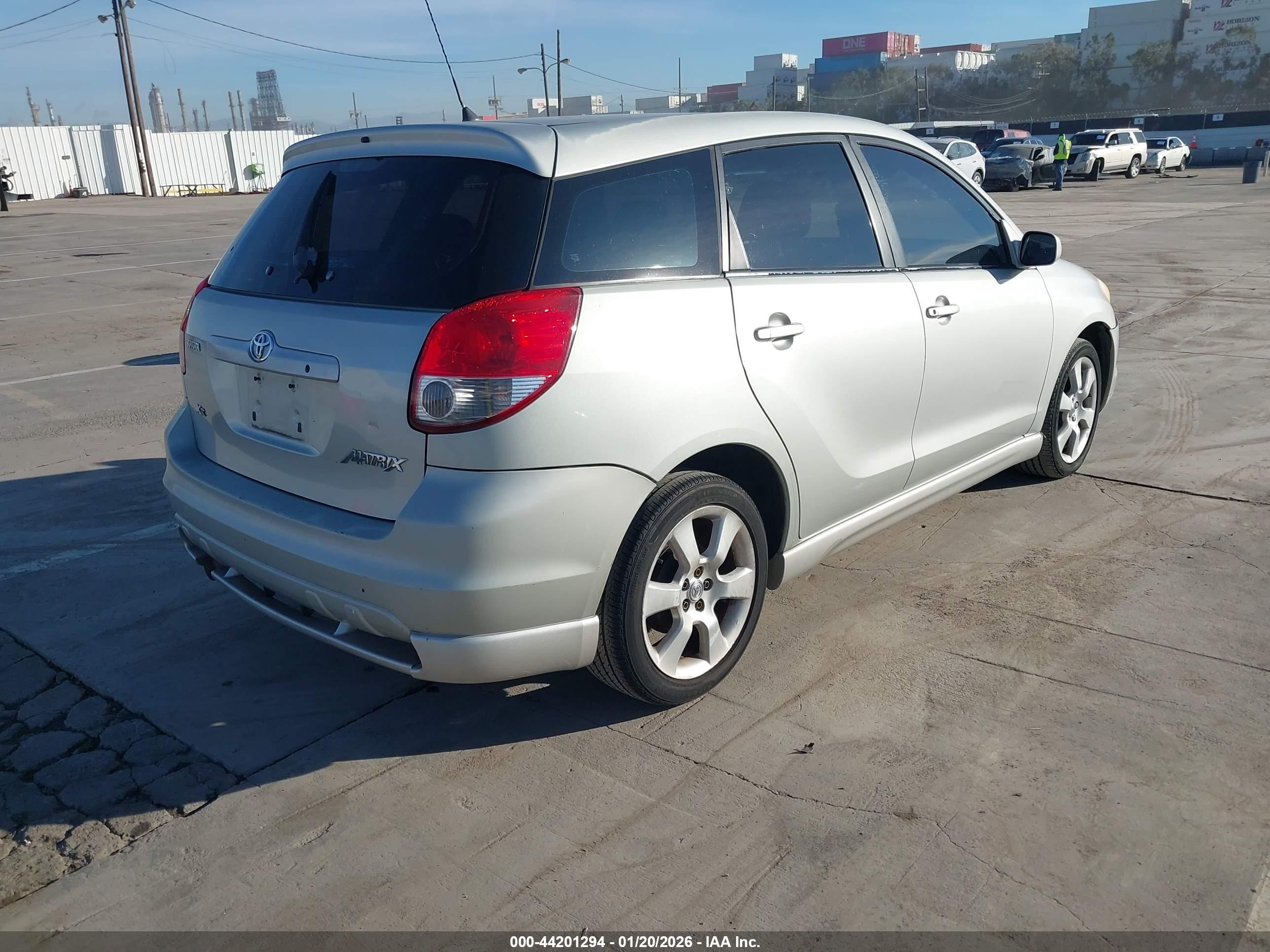 TOYOTA MATRIX image 4