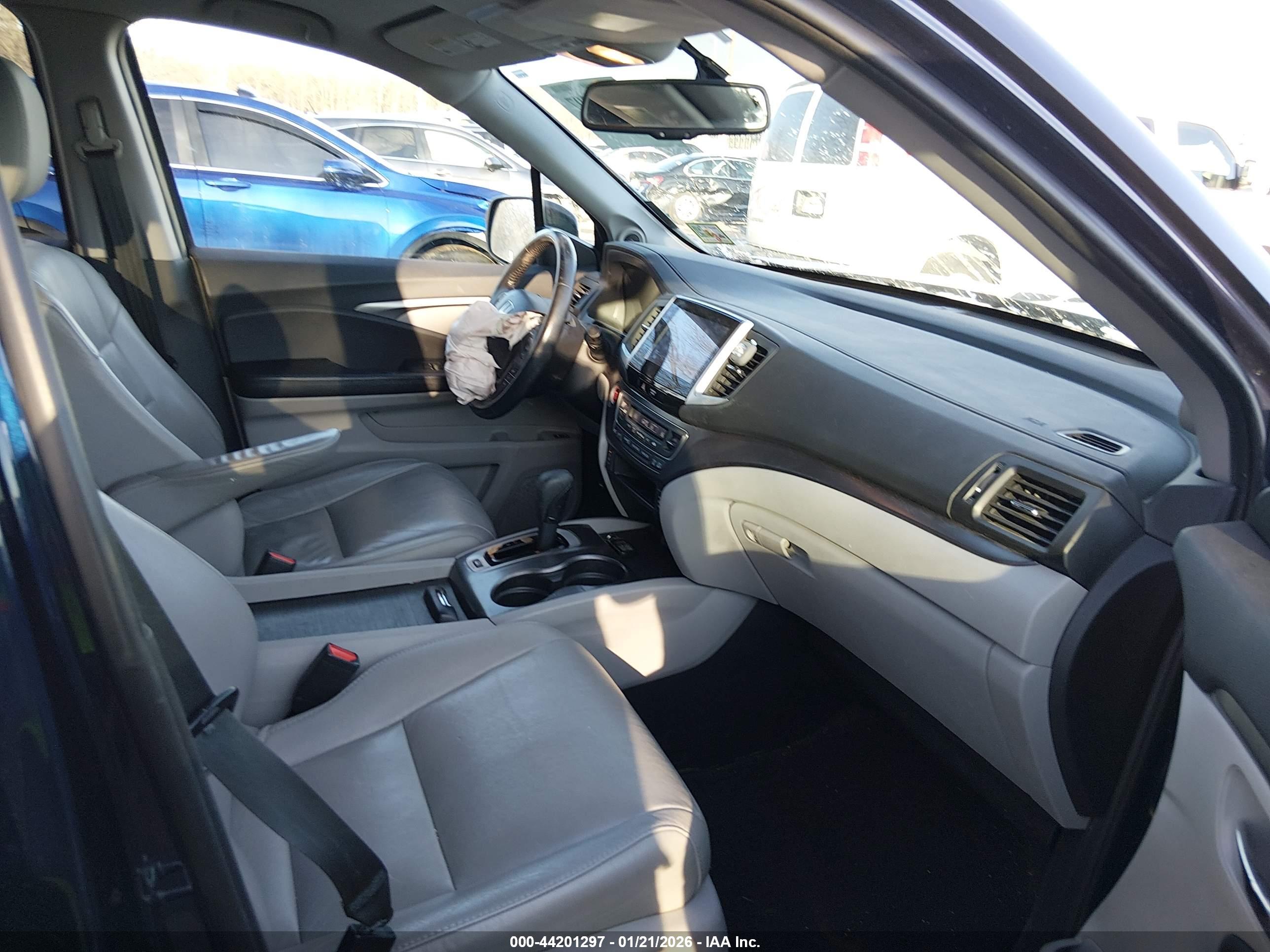 HONDA PILOT image 5