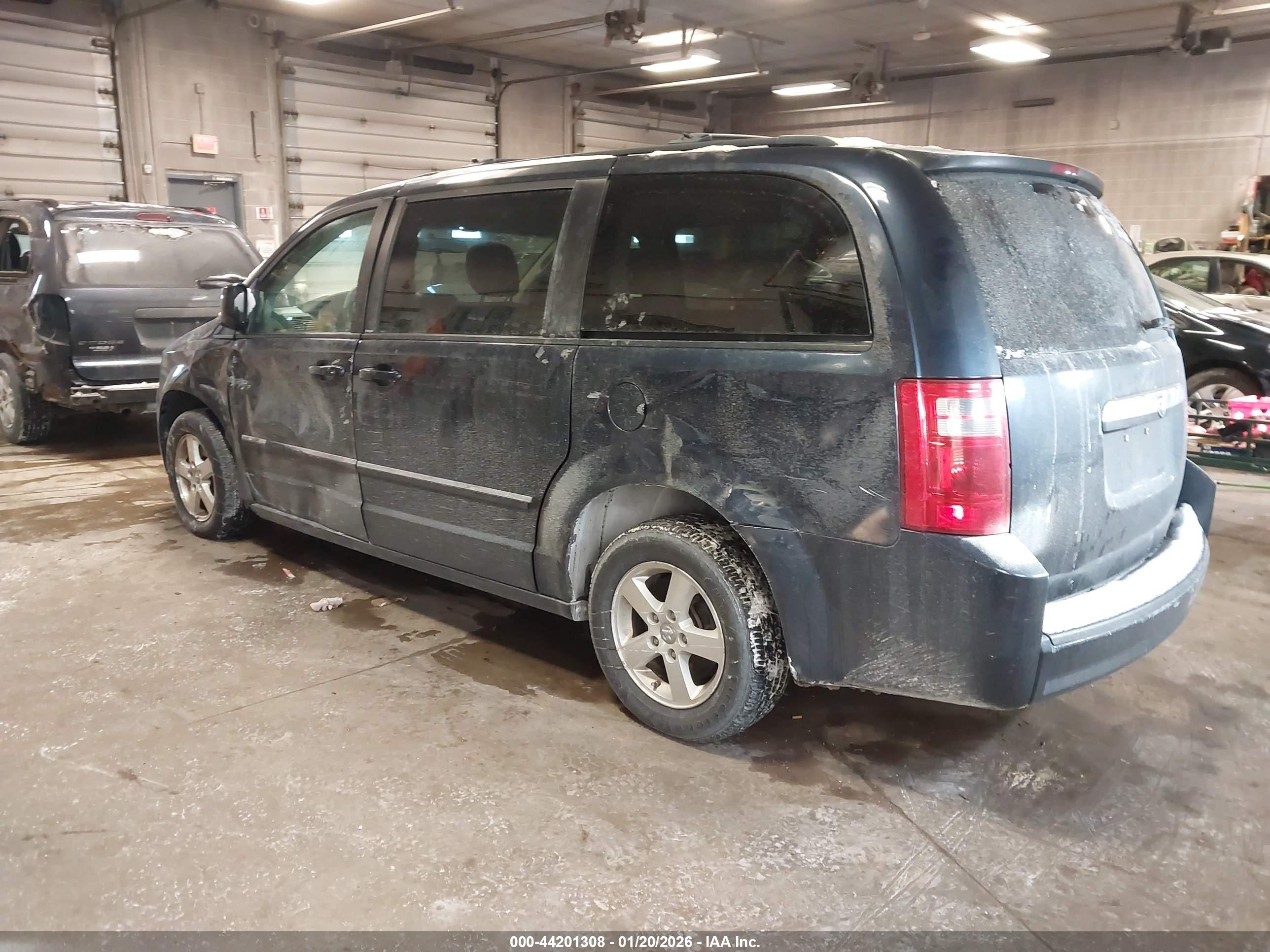 DODGE GRAND image 3