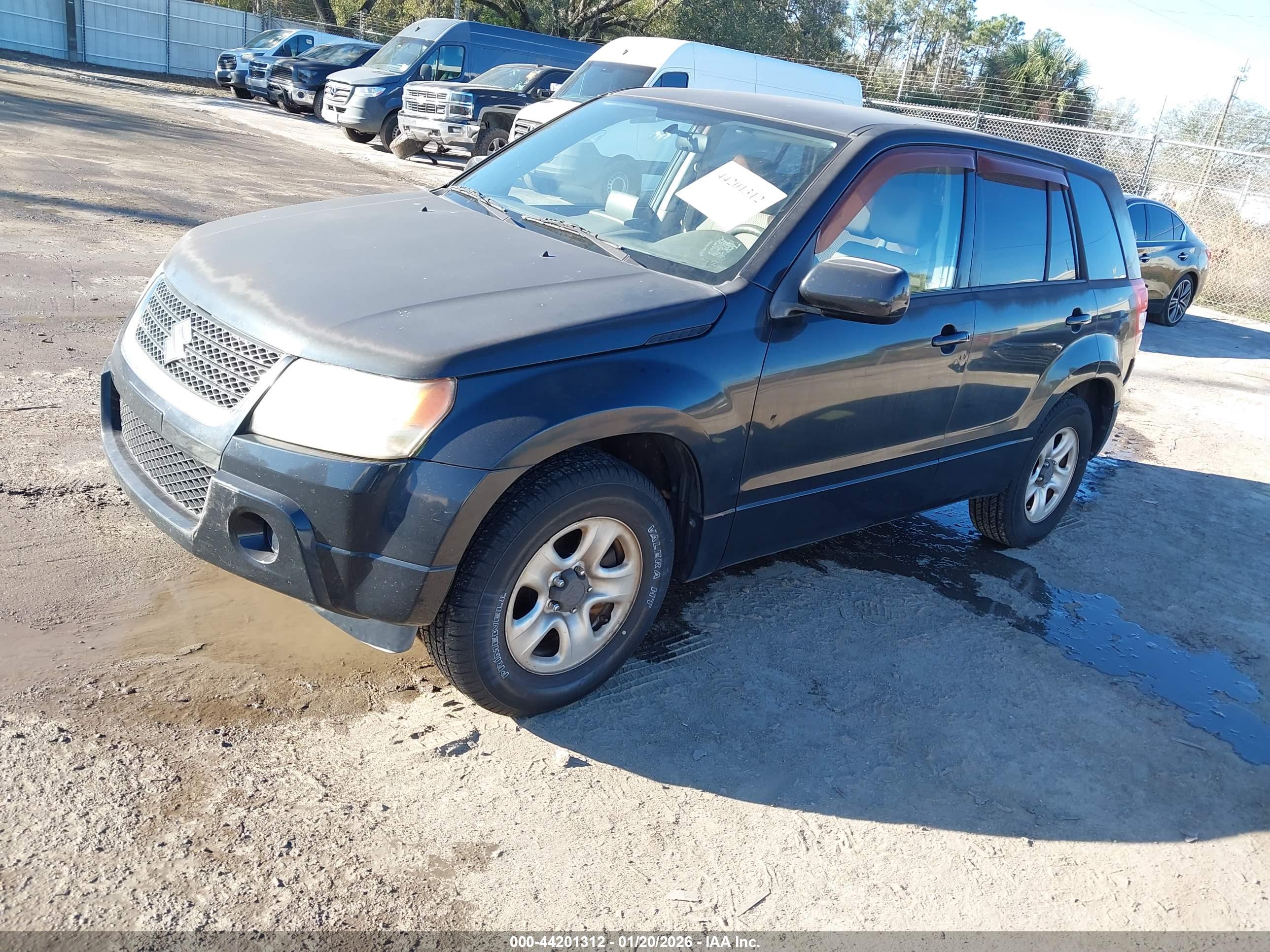 SUZUKI GRAND image 2
