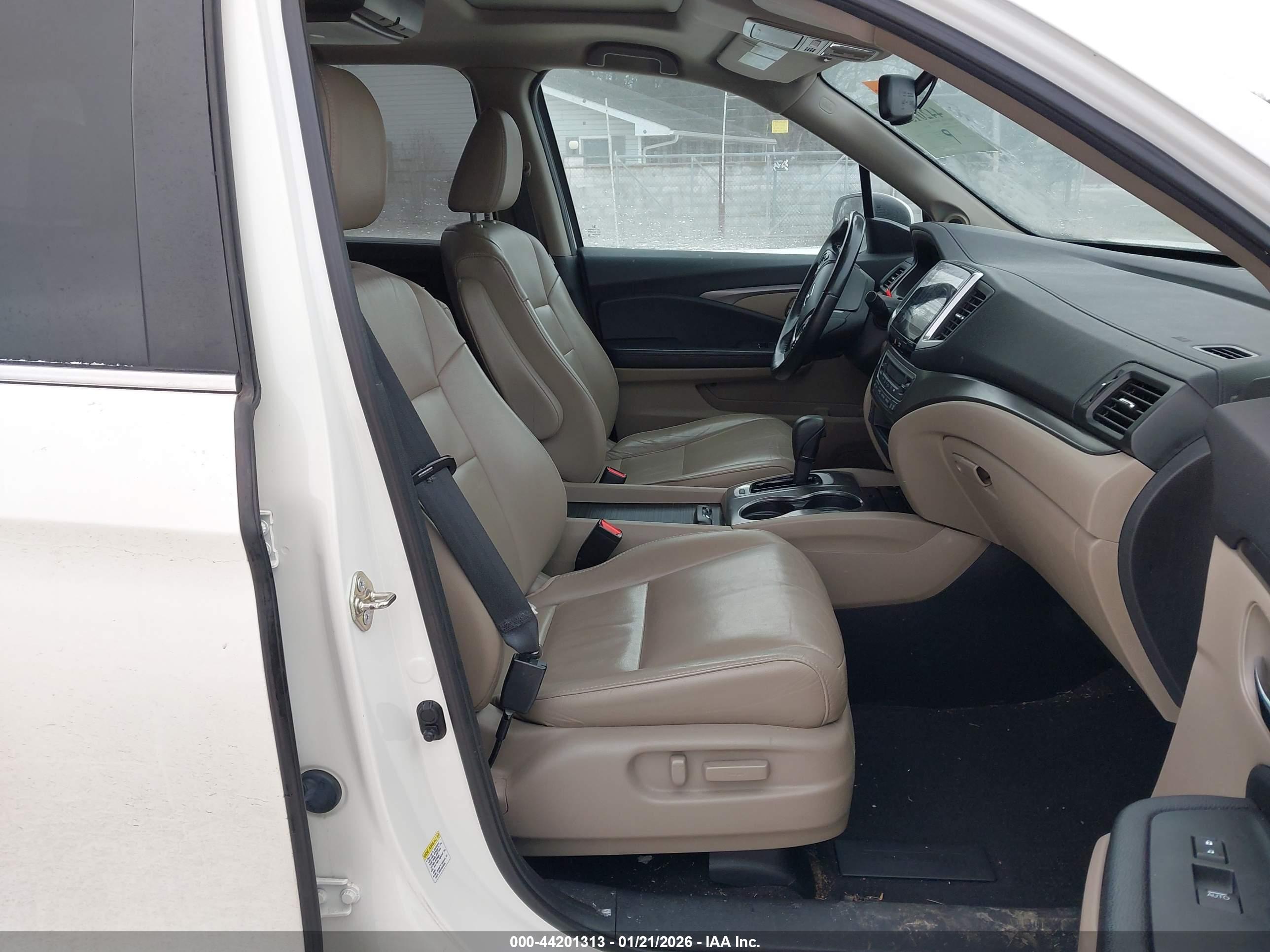 HONDA PILOT image 5