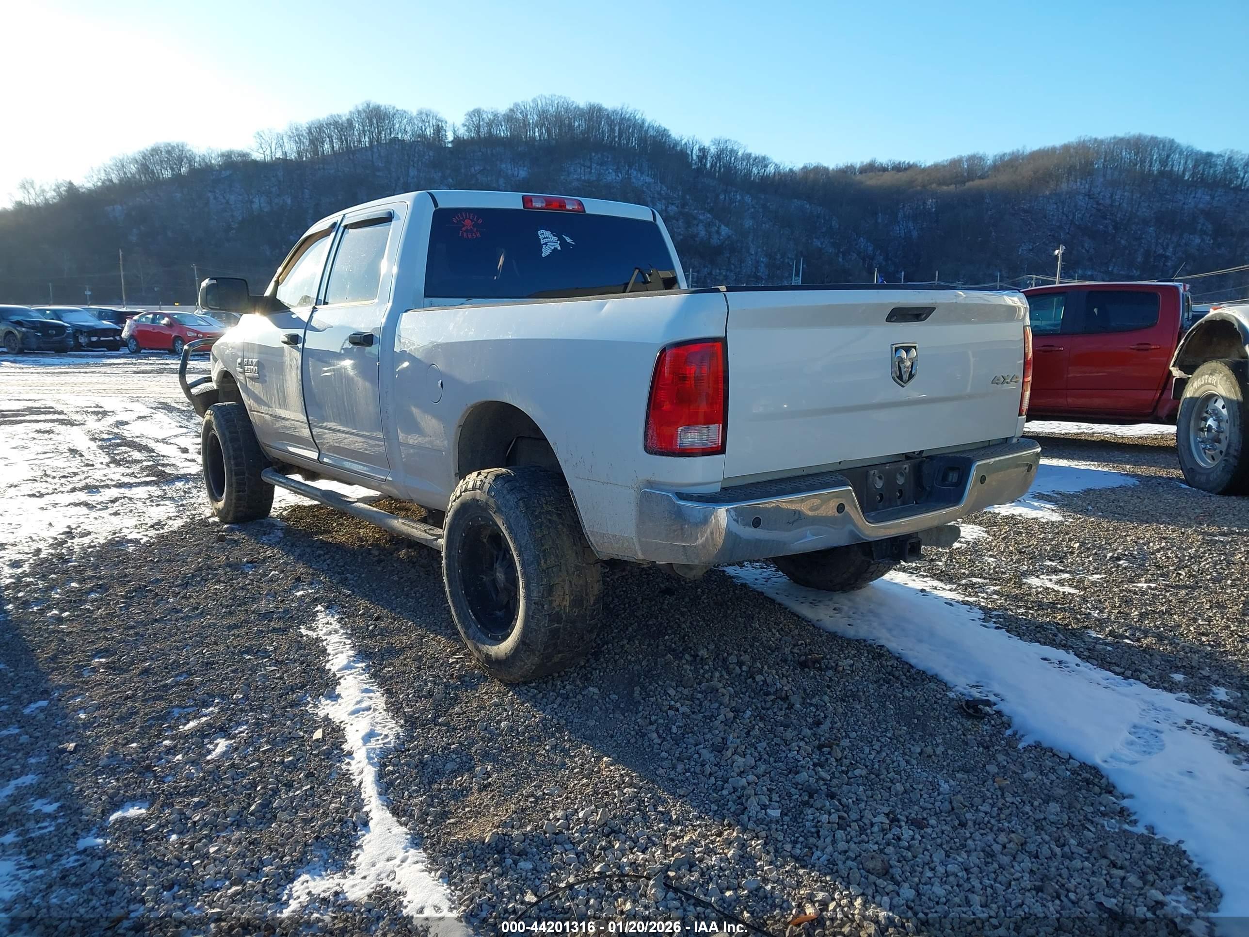 RAM 2500 image 3