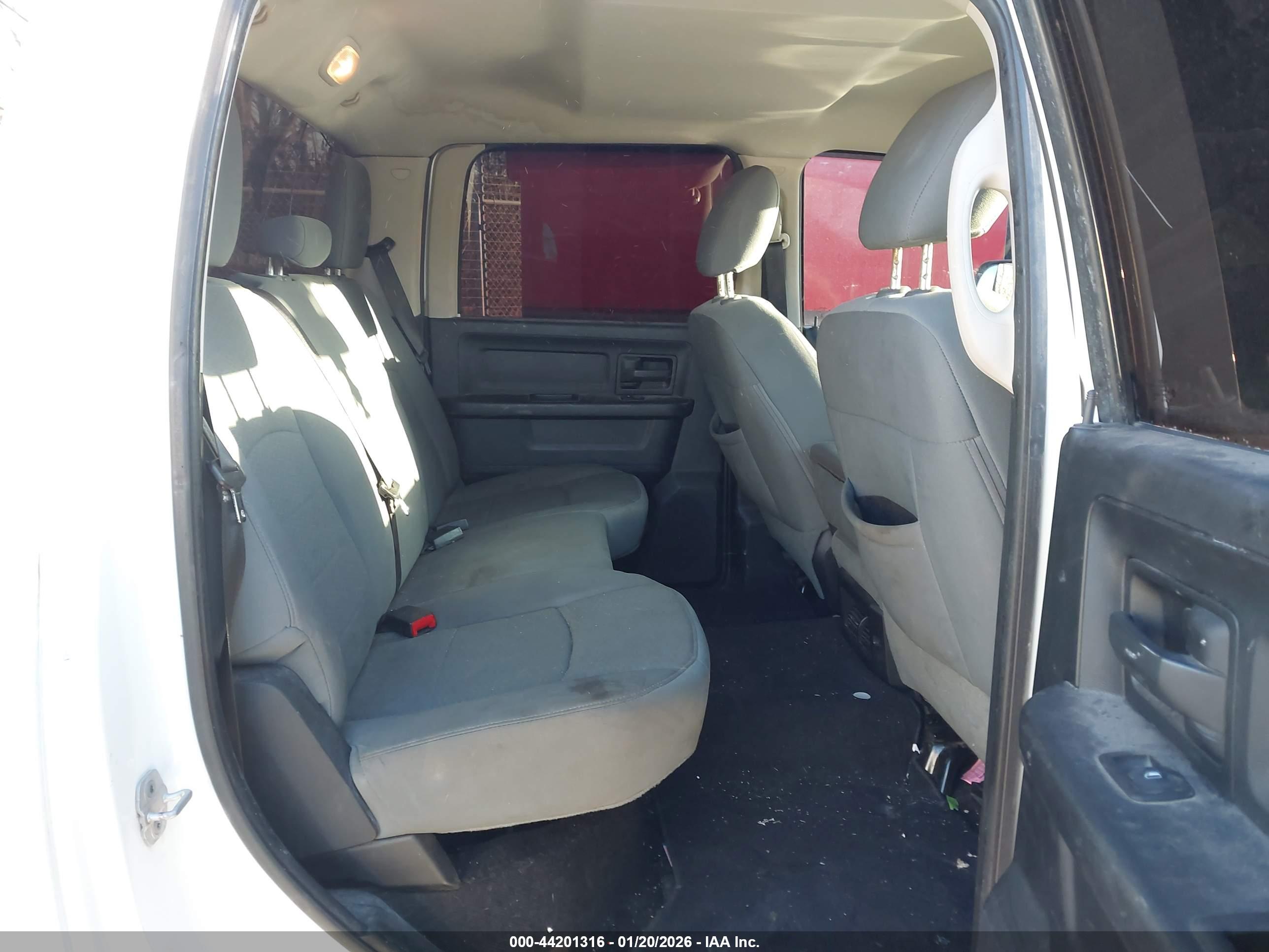 RAM 2500 image 8