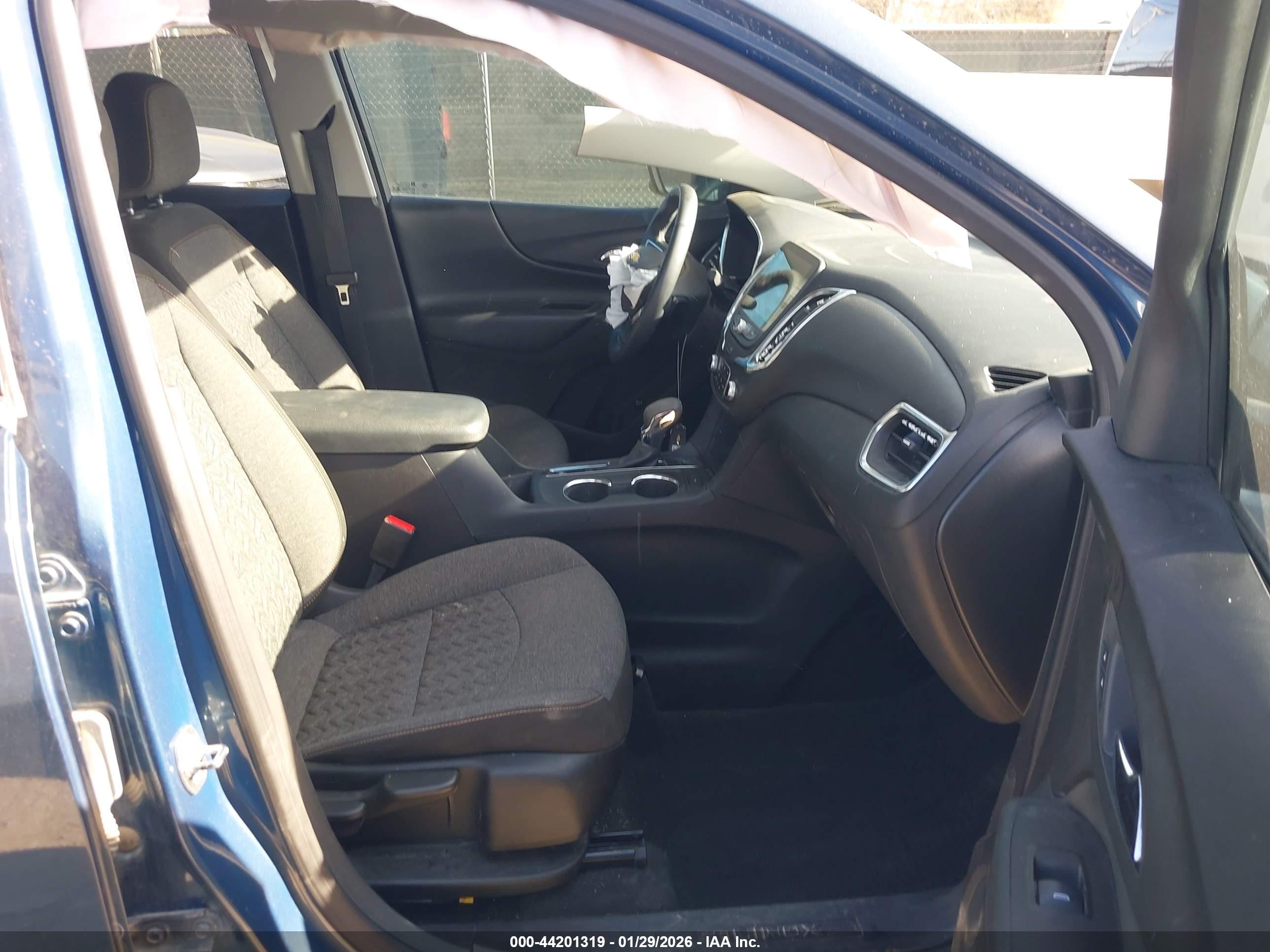 CHEVROLET EQUINOX image 5