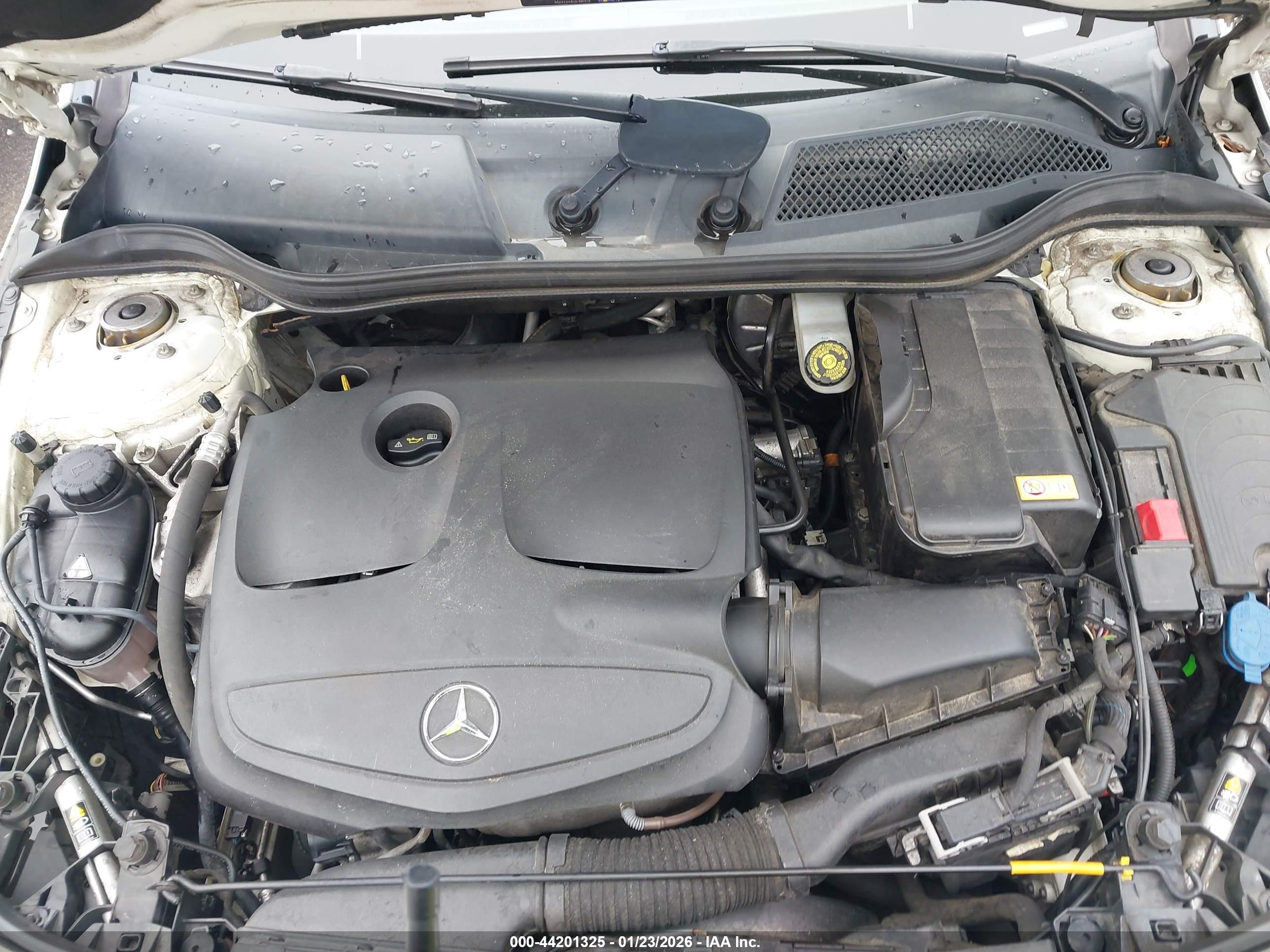 MERCEDES-BENZ CLA image 10