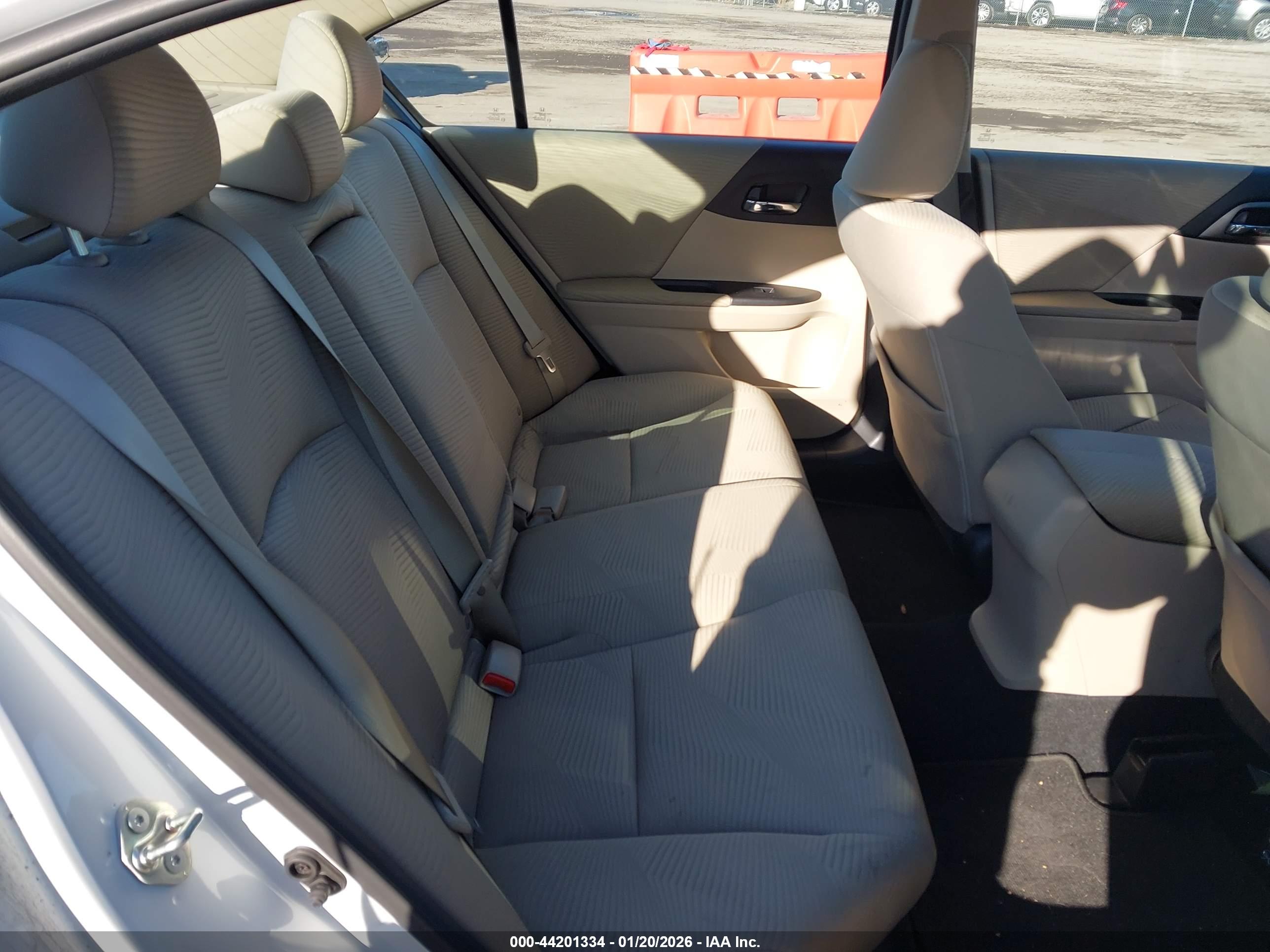 HONDA ACCORD image 8