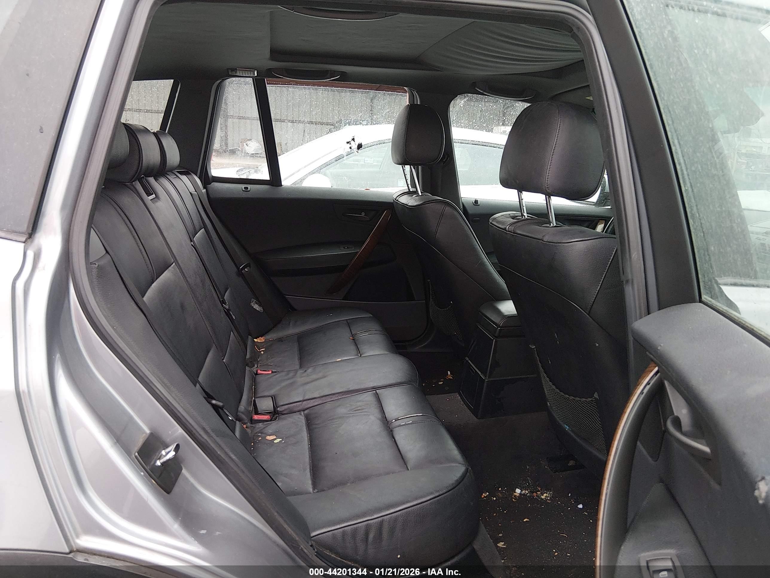 BMW X3 image 8