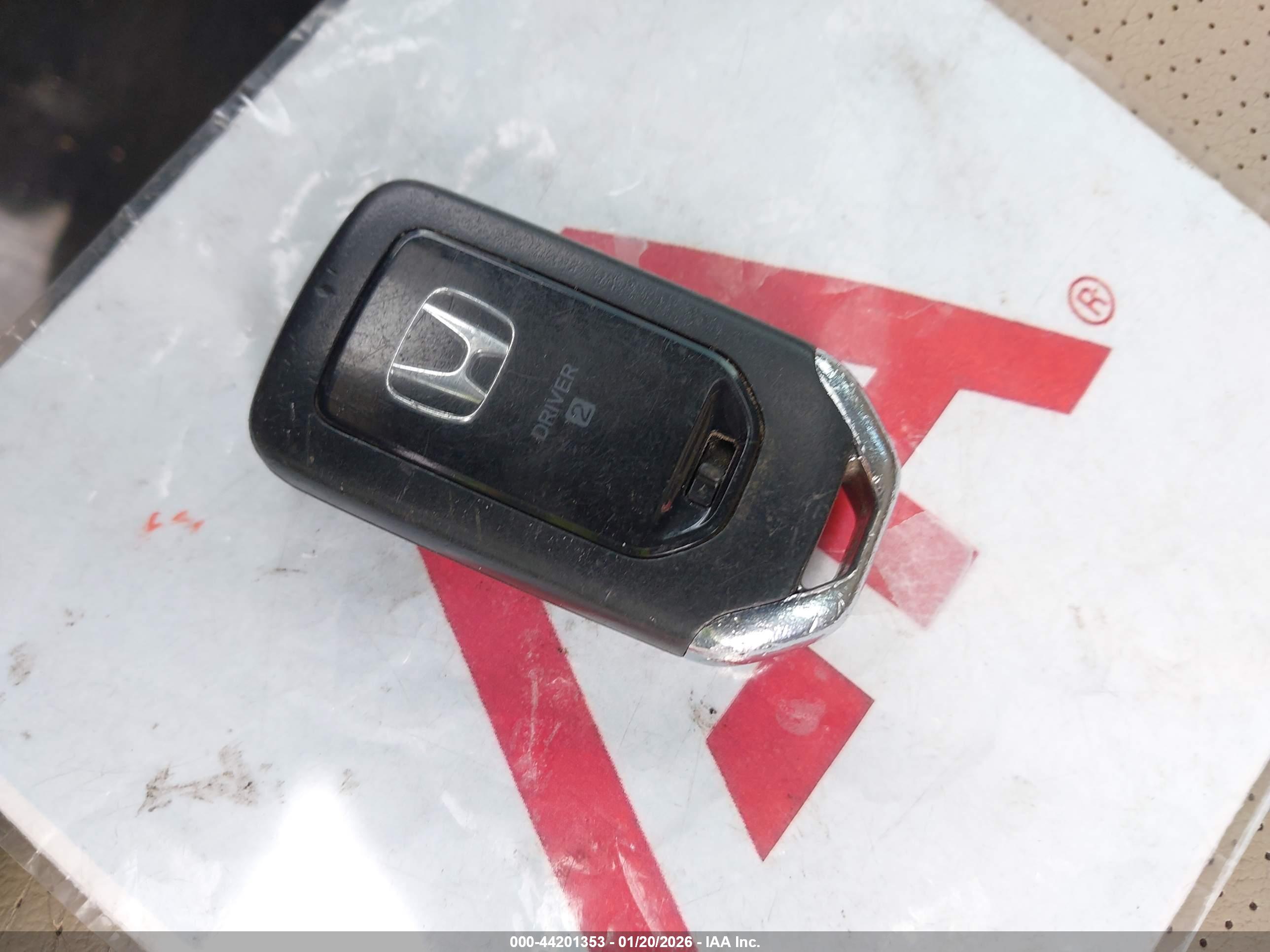 HONDA ACCORD image 11